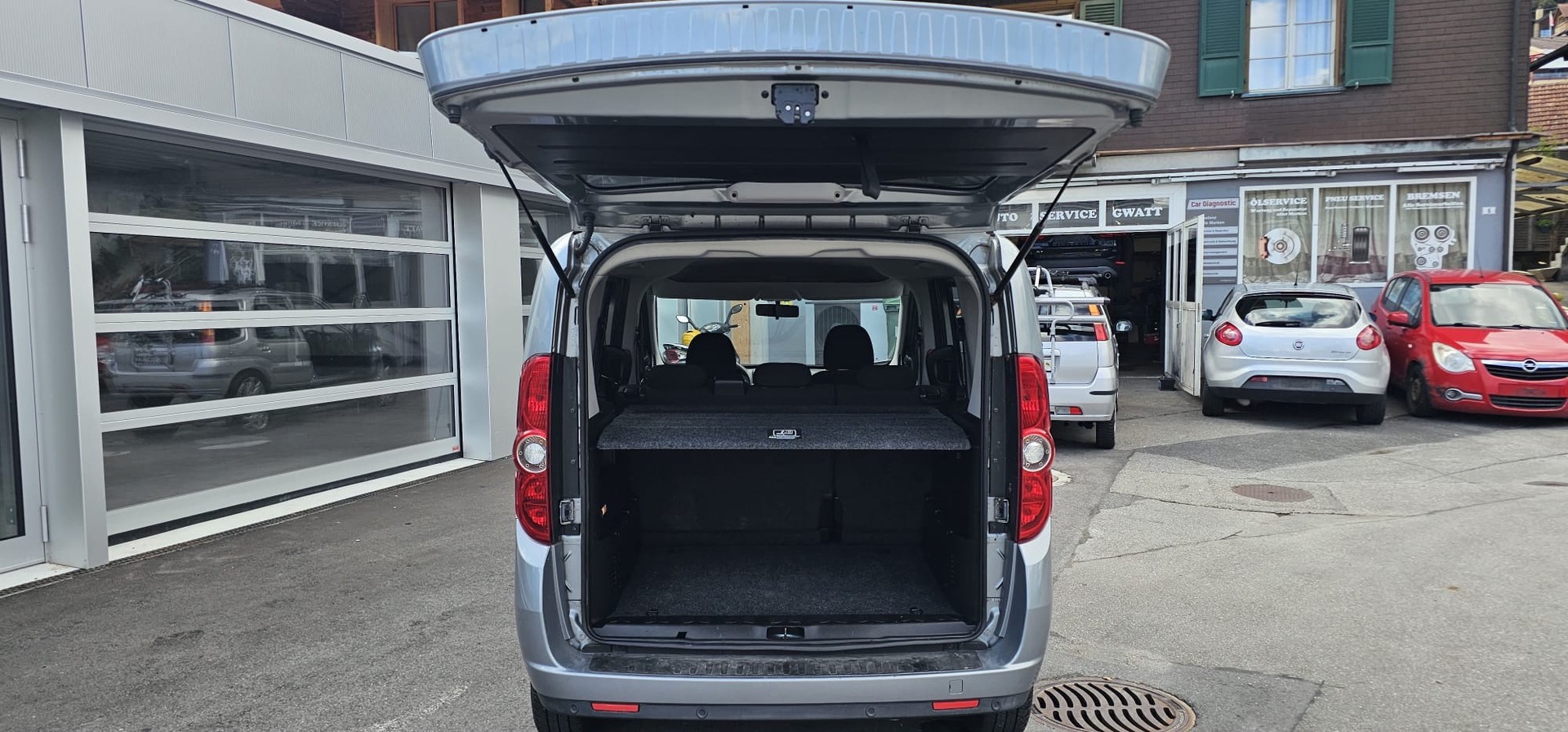 FIAT Doblò 1.4 Emotion-image-8