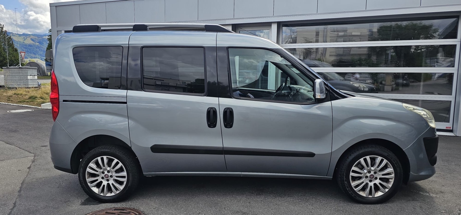 FIAT Doblò 1.4 Emotion-image-3
