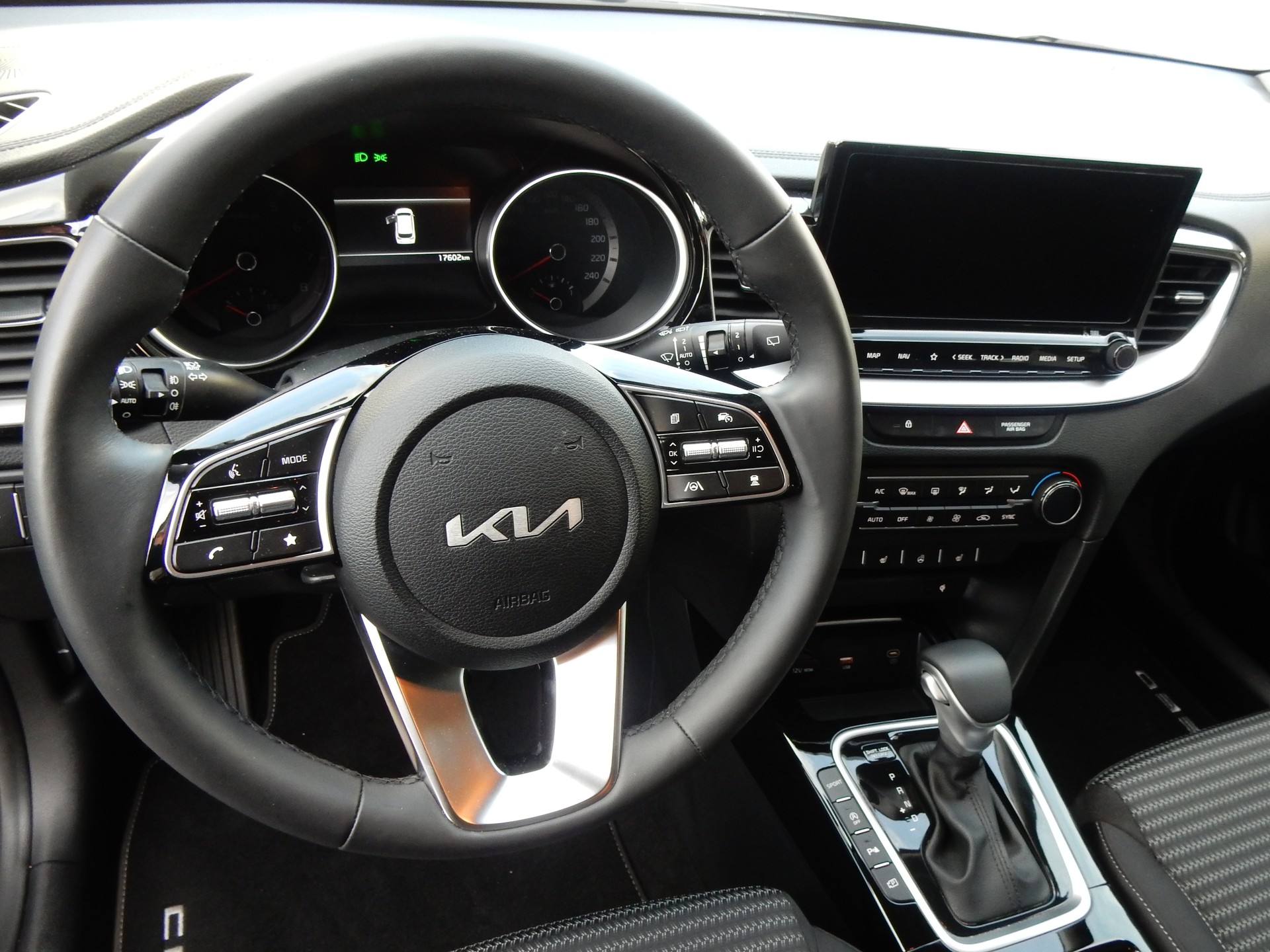 KIA Ceed Sportswagon 1.5 T-GDi DCT Spirit (Style)-image-15