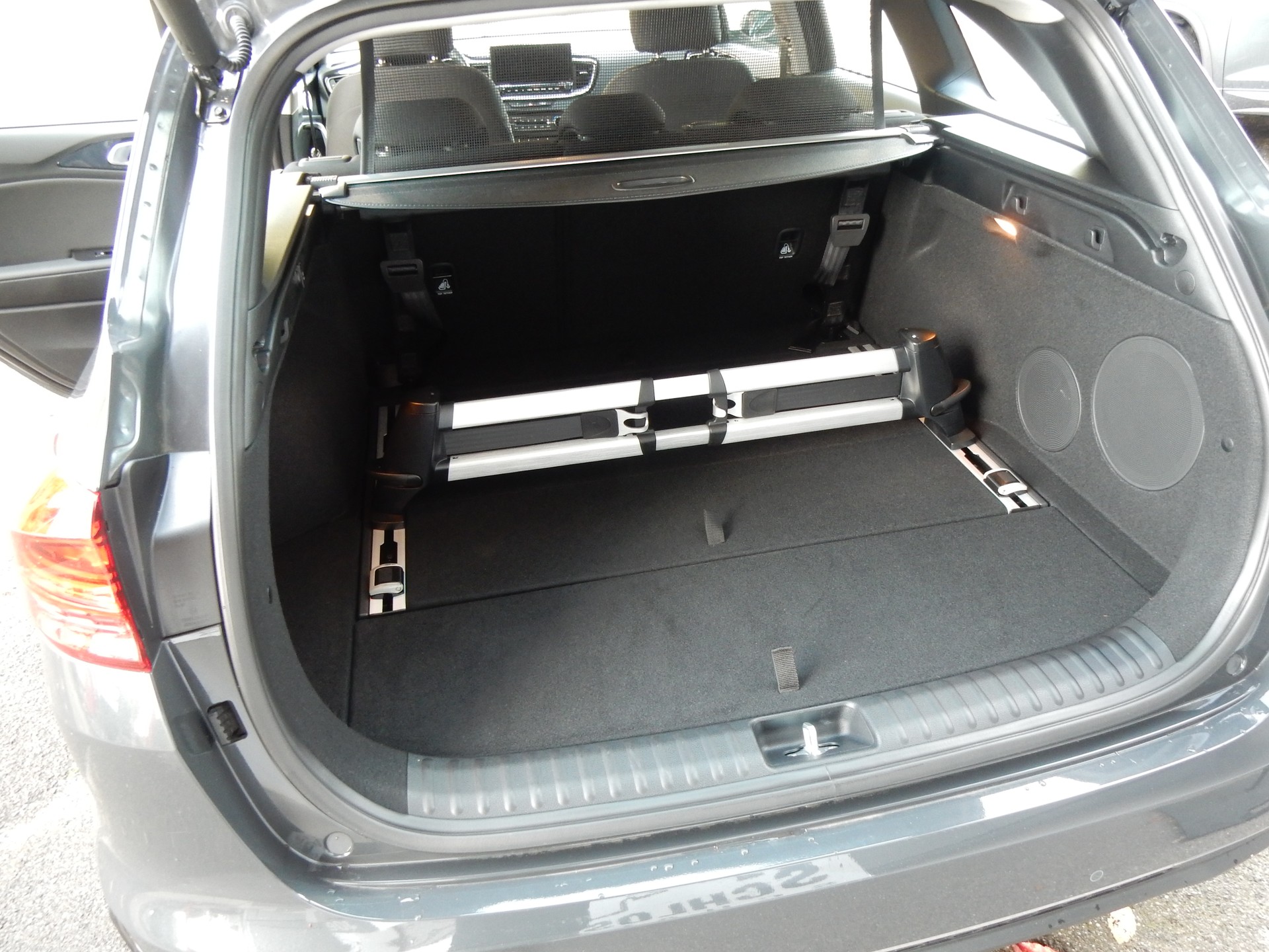 KIA Ceed Sportswagon 1.5 T-GDi DCT Spirit (Style)-image-8