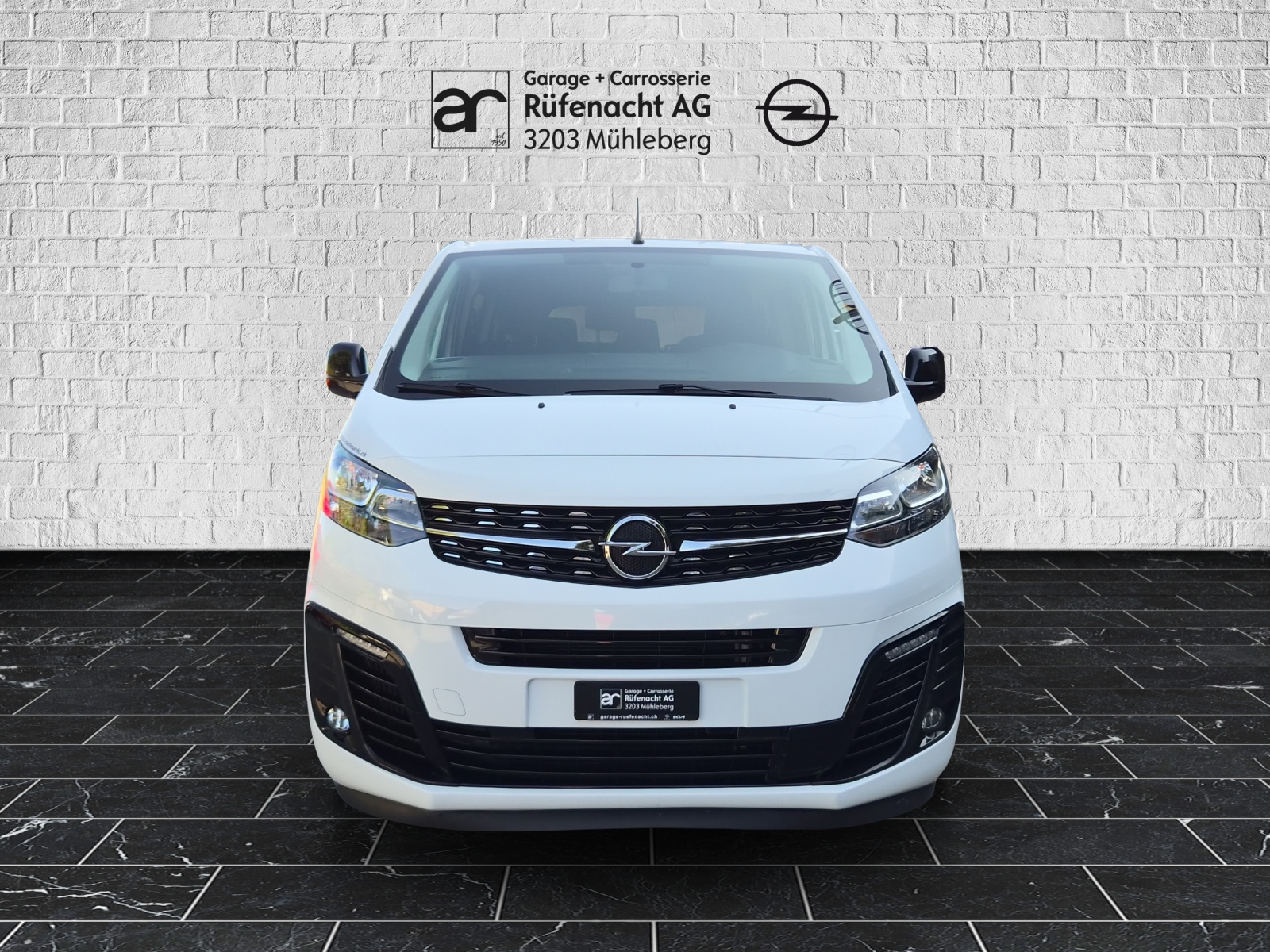 OPEL Vivaro Kombi 2.7 t M 2.0 CDTI 150 Essentia S/S-image-2