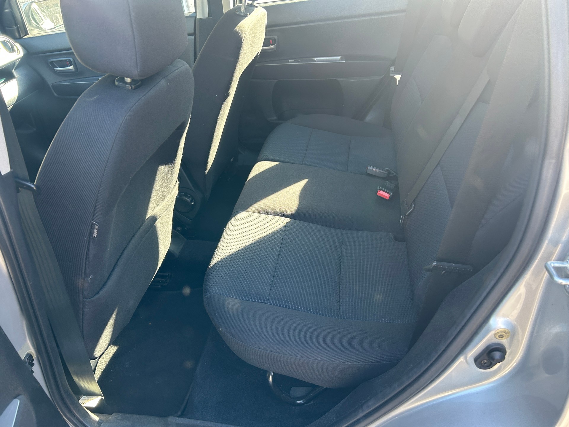 MAZDA 2 1.4i 16V Exclusive-image-8