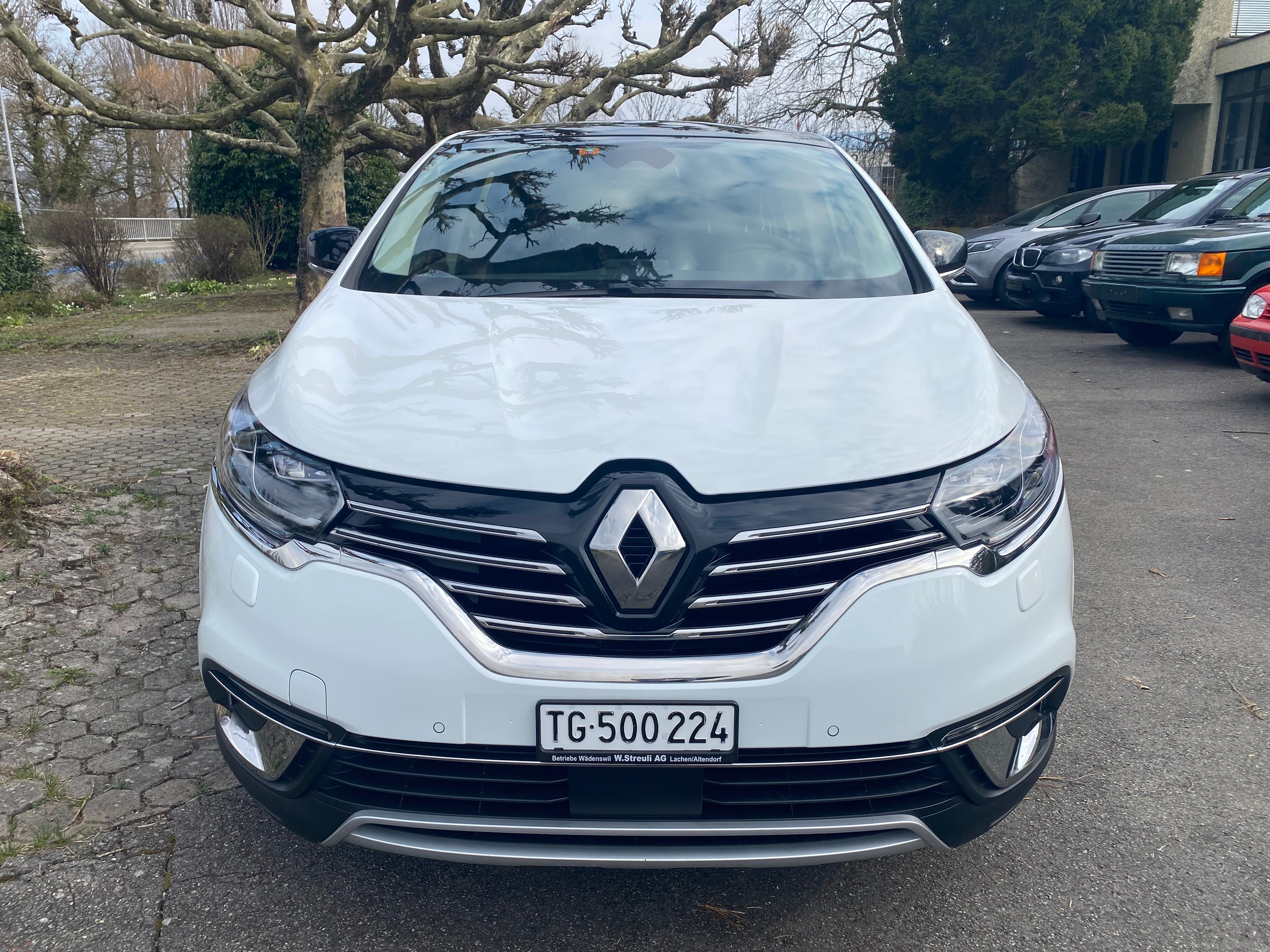Car photo