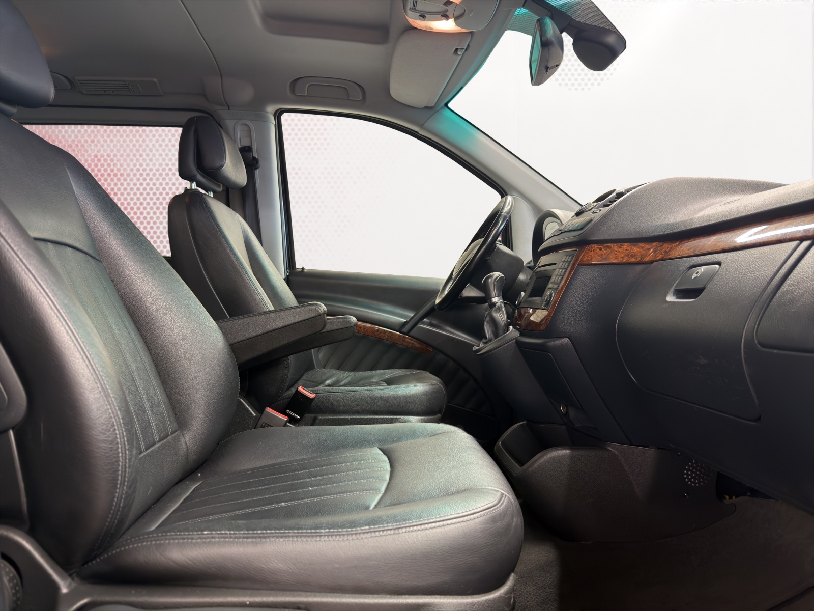 MERCEDES-BENZ Viano 2.2 CDI Blue Efficiency Ambiente EL 4Matic A-image-10