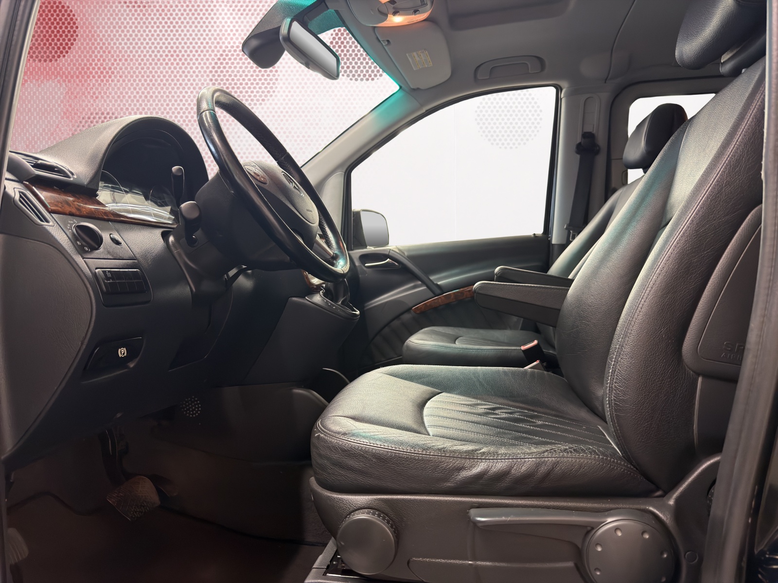MERCEDES-BENZ Viano 2.2 CDI Blue Efficiency Ambiente EL 4Matic A-image-9
