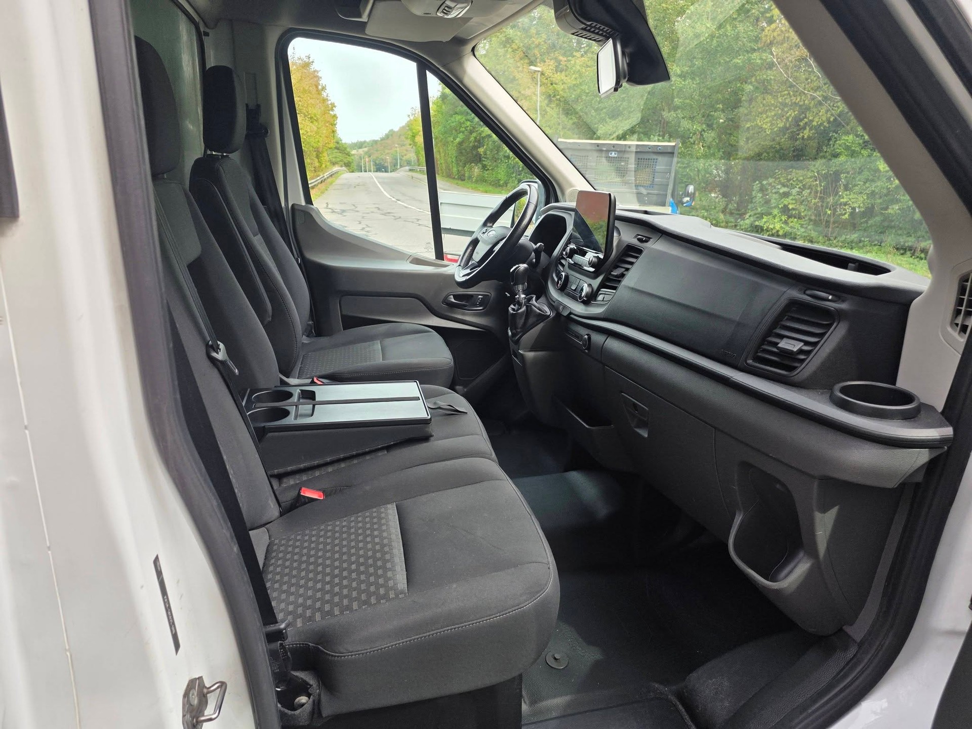 FORD Transit 350 L2 Trend 2.0 TDCi 185 RWD-image-5