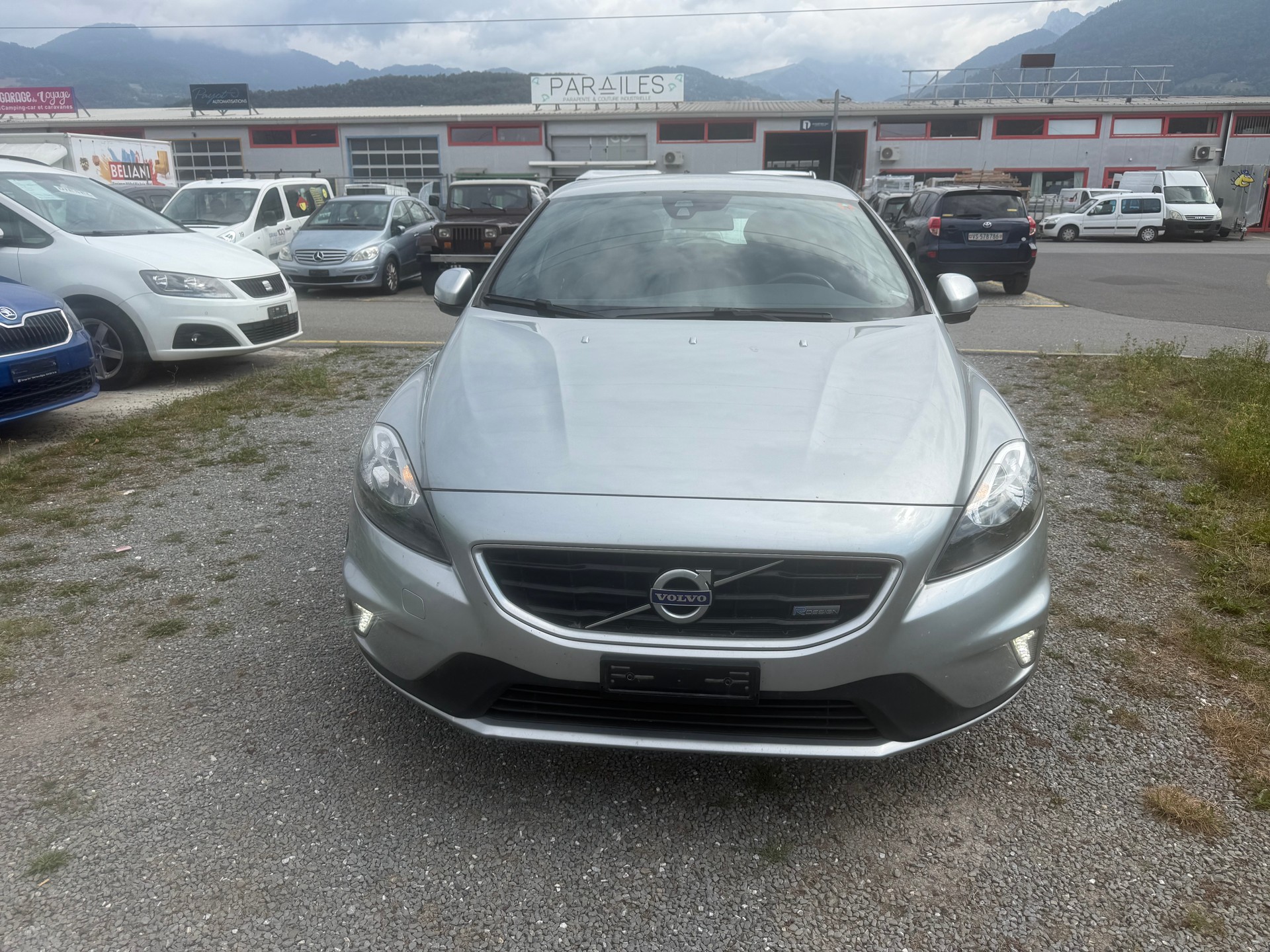 VOLVO V40 T4 Kinetic Powershift