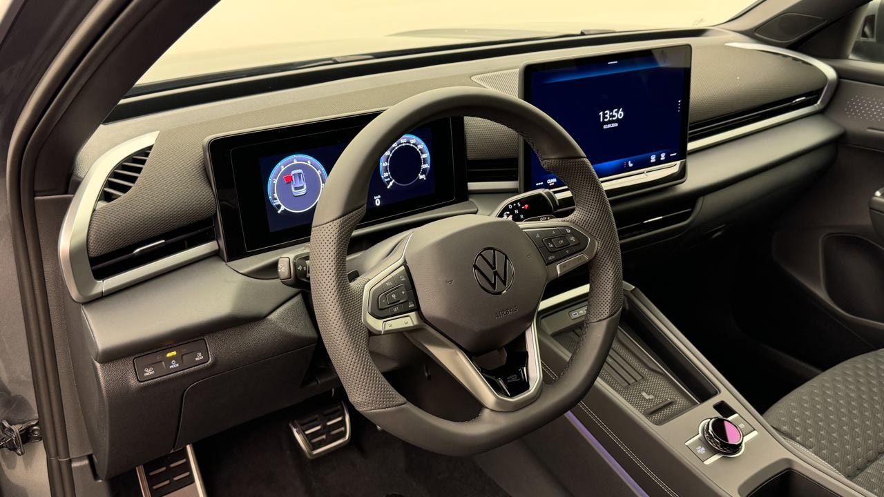 VW T-Roc 1.5 eTSI mHEV R-Line DSG-image-6
