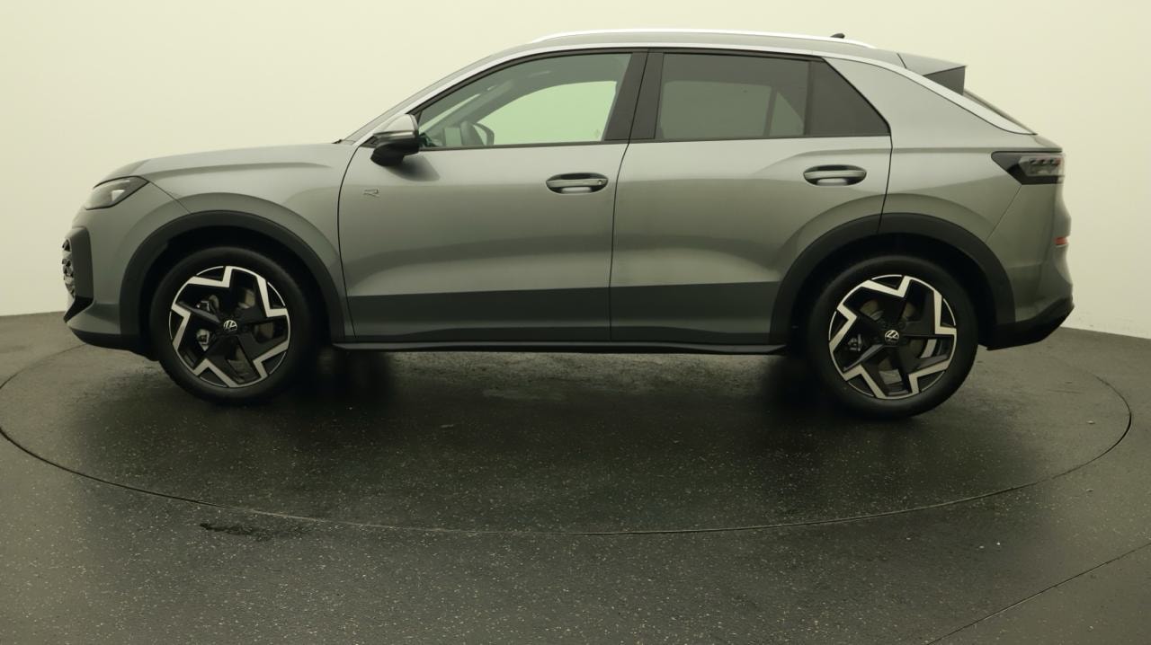 VW T-Roc 1.5 eTSI mHEV R-Line DSG-image-1