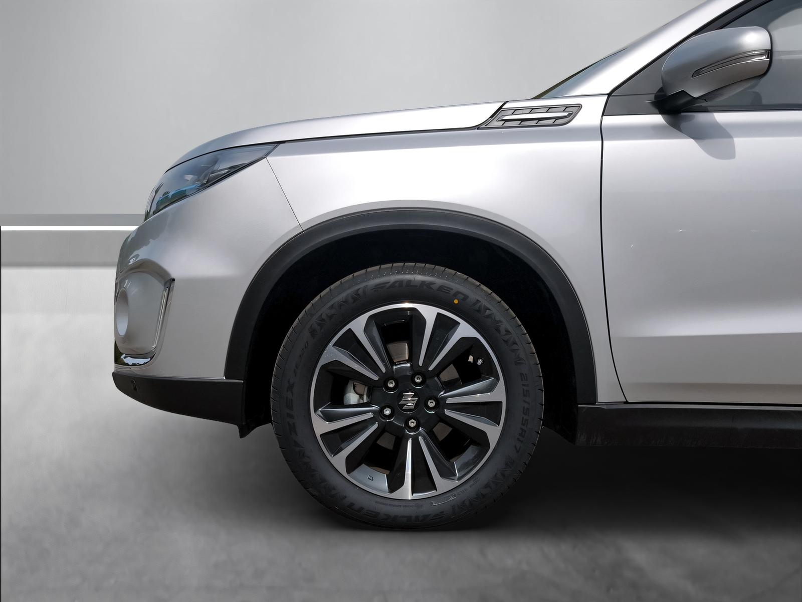 SUZUKI Vitara 1.5 Compact Top Hybrid 4x4-image-18