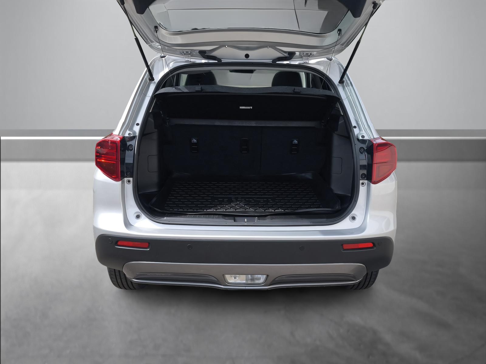 SUZUKI Vitara 1.5 Compact Top Hybrid 4x4-image-16