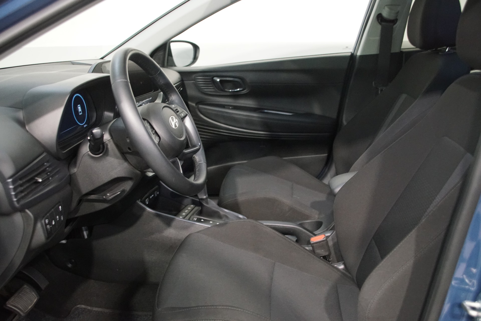 HYUNDAI i20 1.0 T-GDi Vertex DCT ++SWISS++-image-11