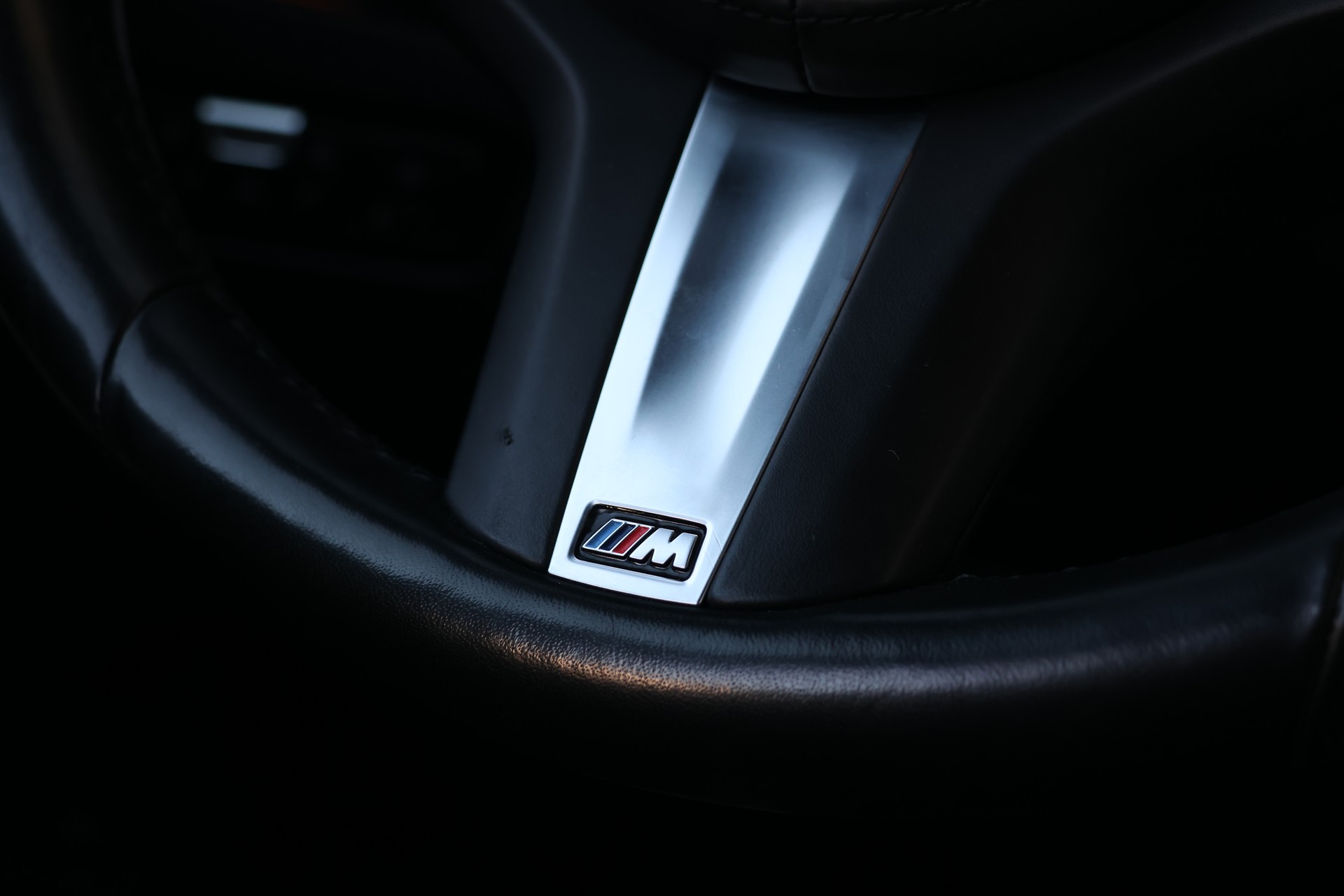 BMW 320d xDrive 48V Touring Pure M Sport Steptronic (CH)-image-19