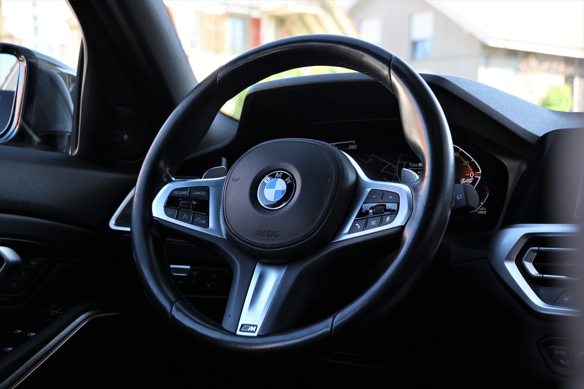BMW 320d xDrive 48V Touring Pure M Sport Steptronic (CH)-image-16