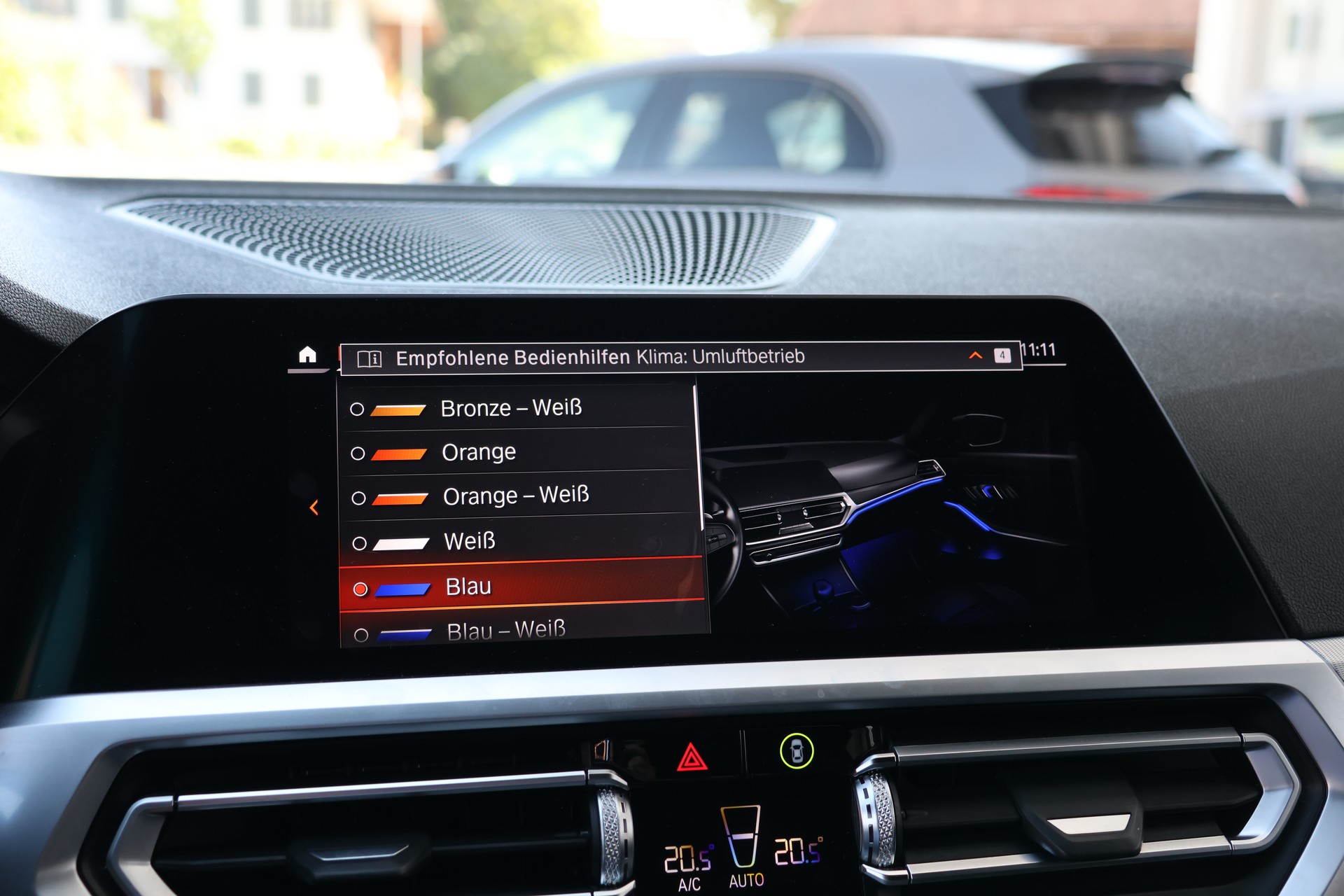 BMW 320d xDrive 48V Touring Pure M Sport Steptronic (CH)-image-24