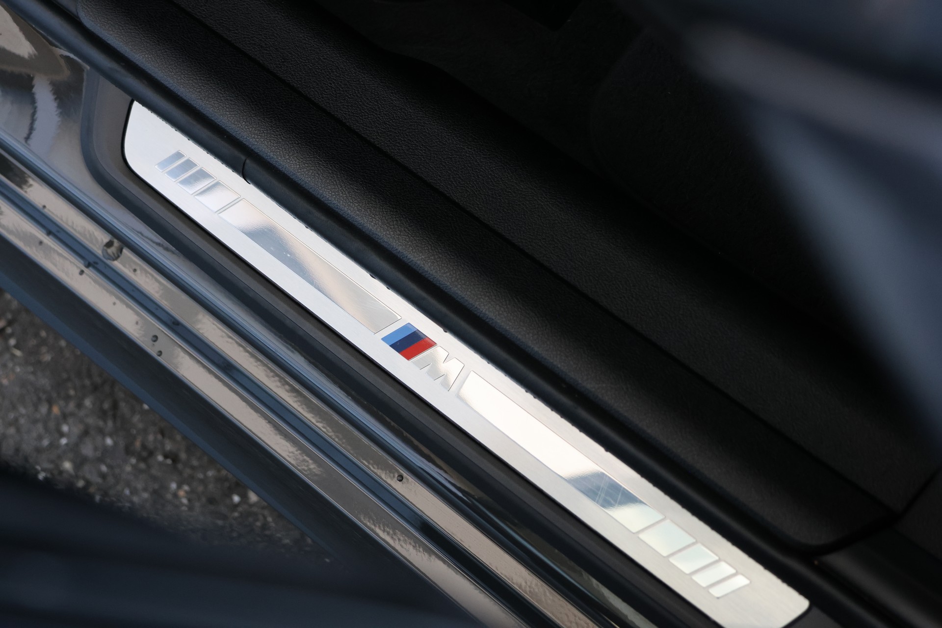 BMW 320d xDrive 48V Touring Pure M Sport Steptronic (CH)-image-21