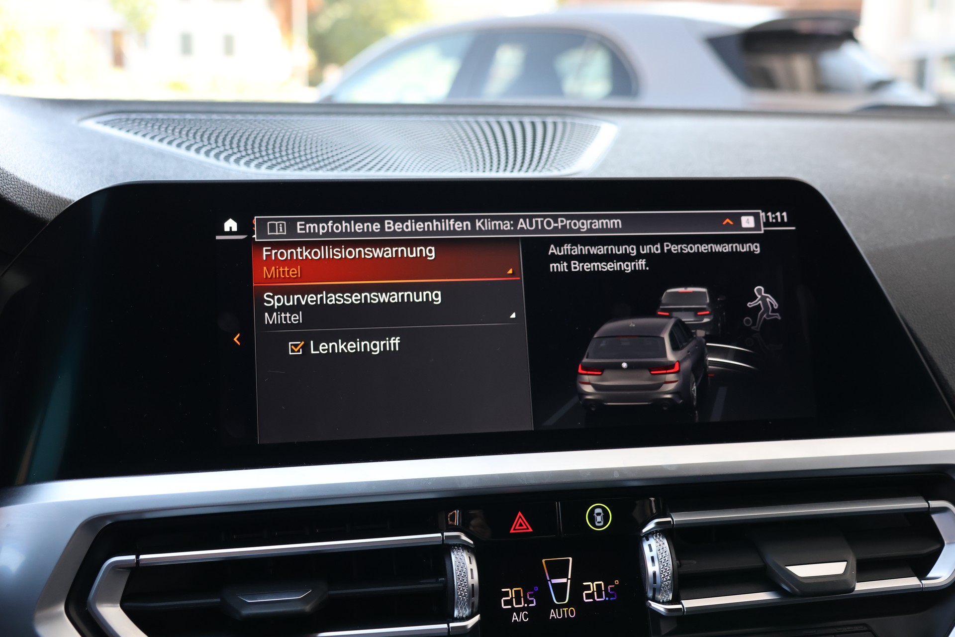 BMW 320d xDrive 48V Touring Pure M Sport Steptronic (CH)-image-23