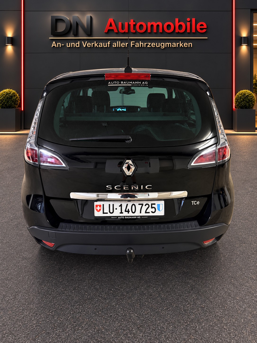 RENAULT Scénic 1.2 16V Turbo Bose Edition-image-6