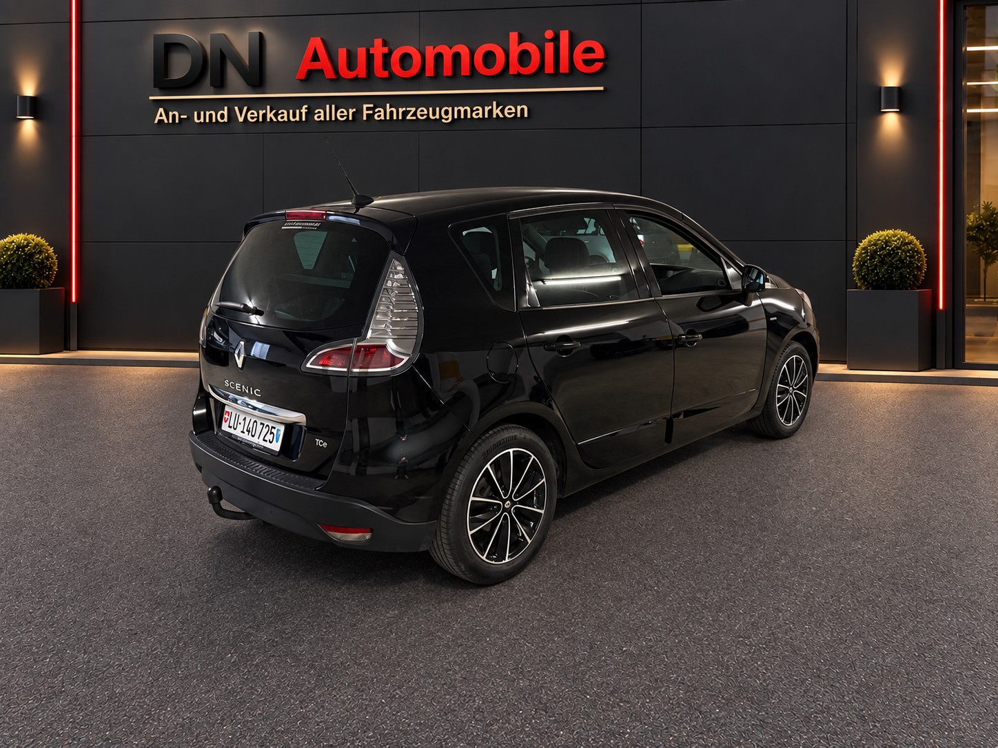 RENAULT Scénic 1.2 16V Turbo Bose Edition-image-3