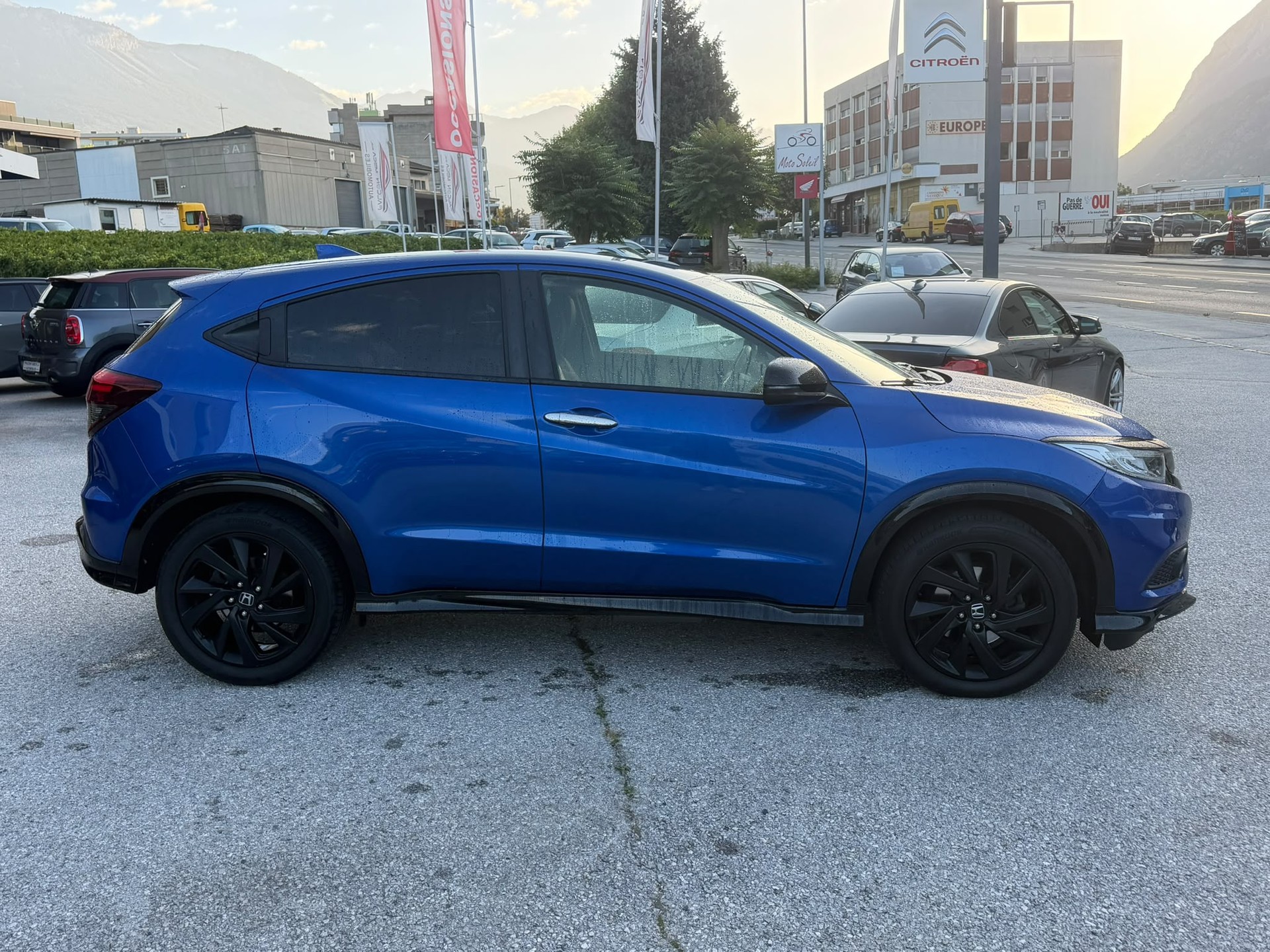 HONDA HR-V 1.5i-VTEC Turbo CVT-image-4