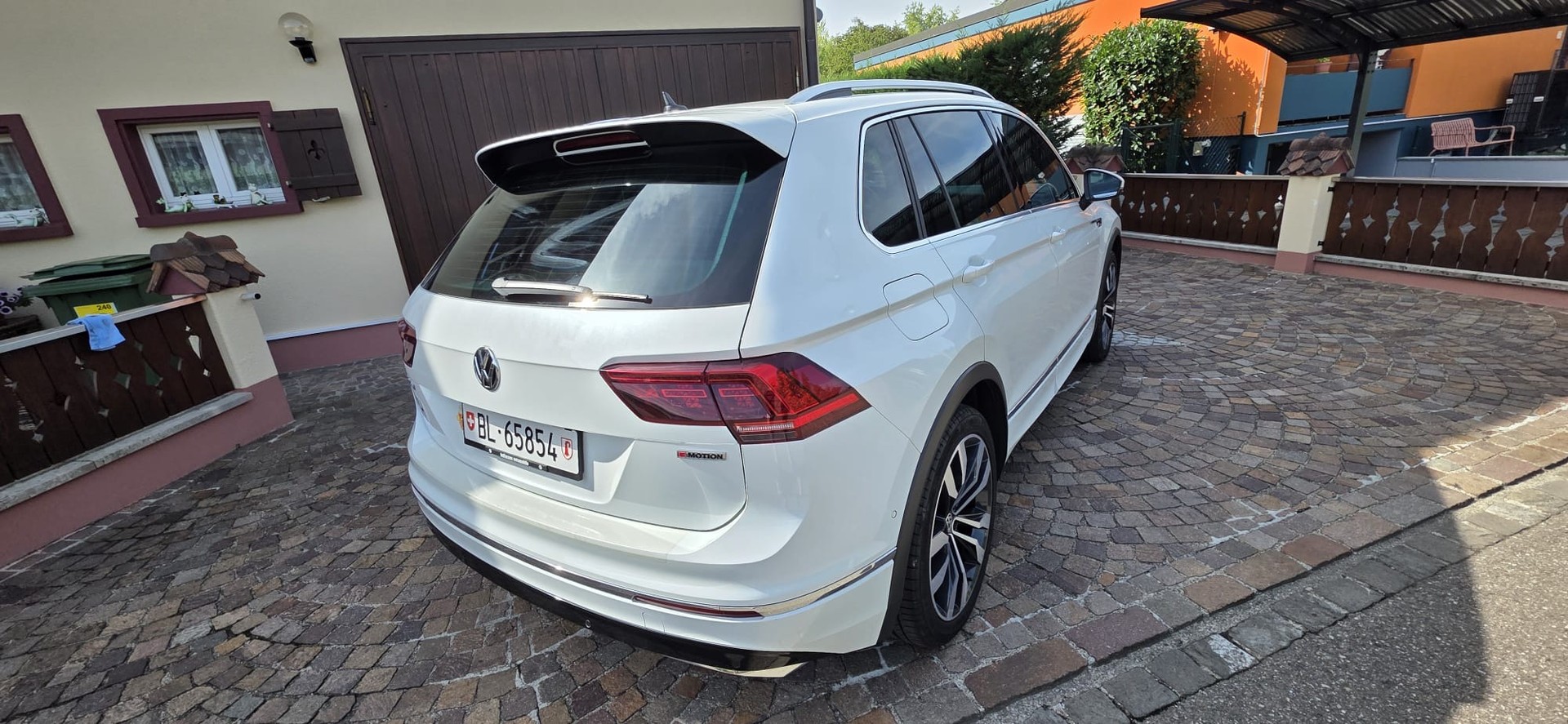 VW TIGUAN 2.0 TDI SCR Highline DSG-image-1