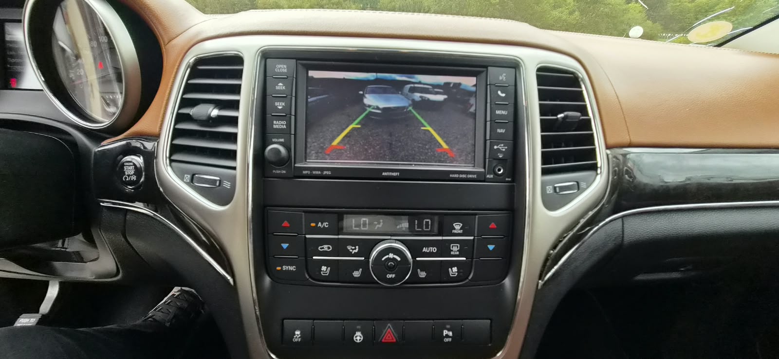 JEEP Grand Cherokee 3.0 CRD Overland Automatic-image-9