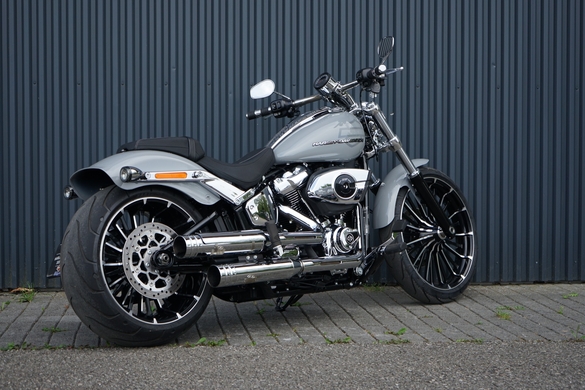HARLEY-DAVIDSON FXBR Breakout 117ci-image-4