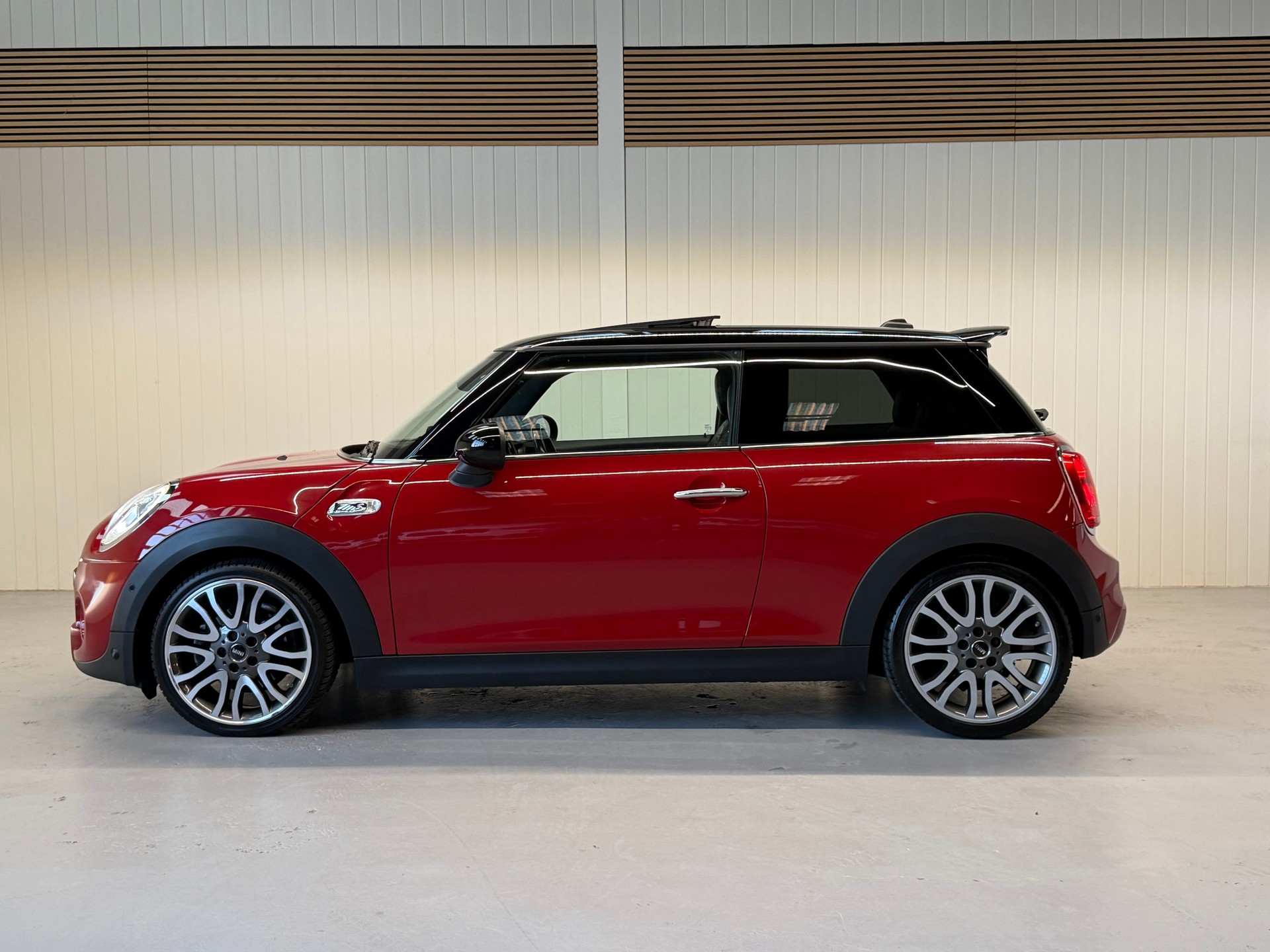 MINI Cooper S Steptronic / frisch am MFK & Service-image-1