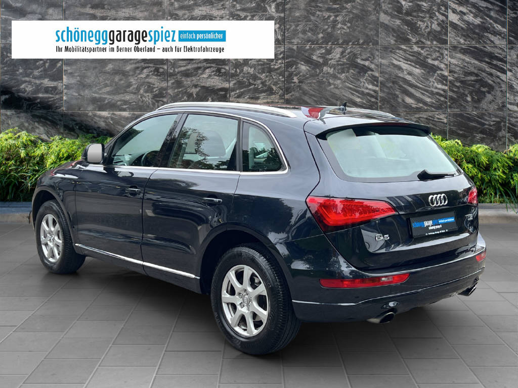 AUDI Q5 2.0 TFSI quattro T-Tronic-image-3