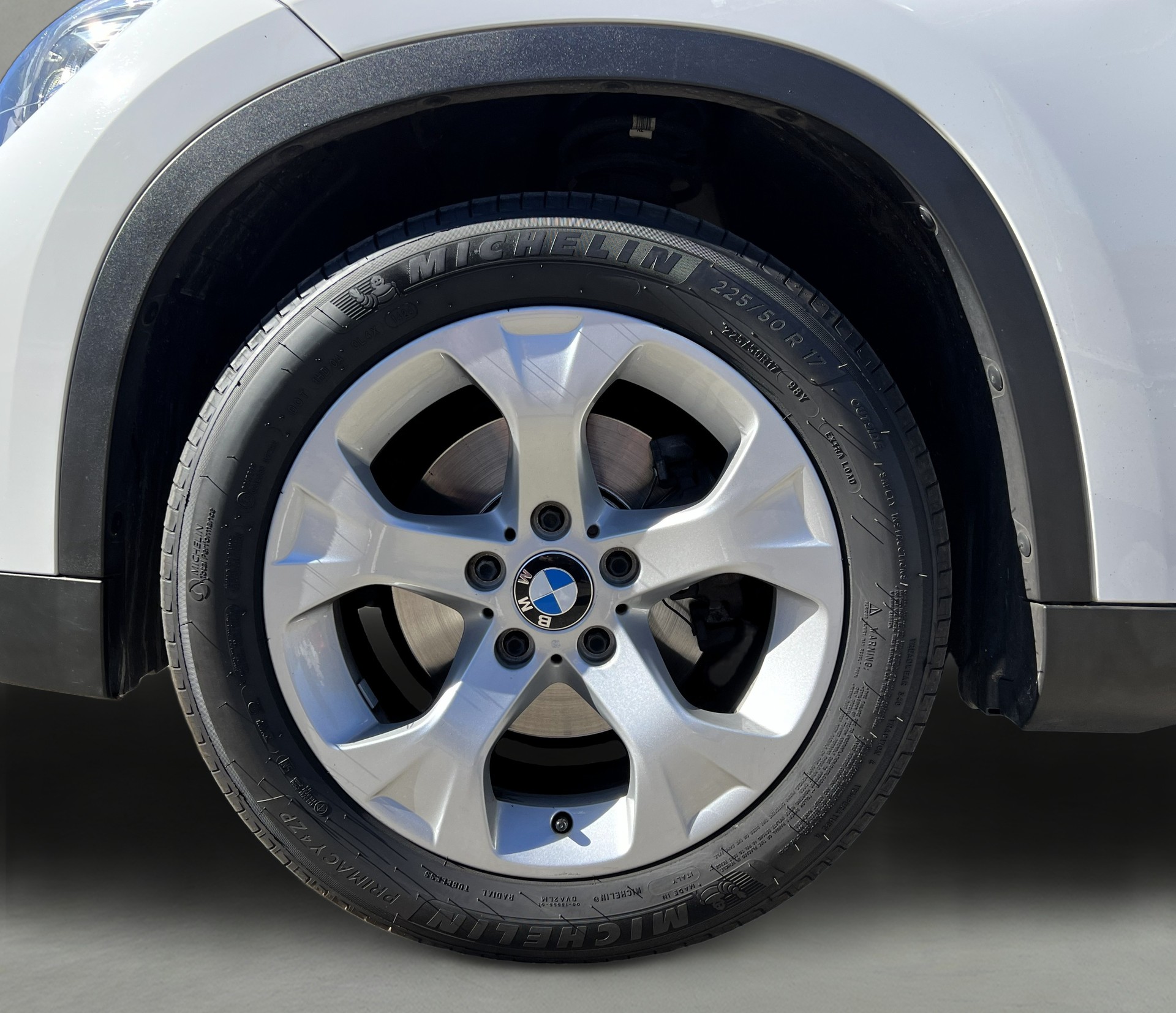 BMW X1 xDrive 20i Steptronic-image-8