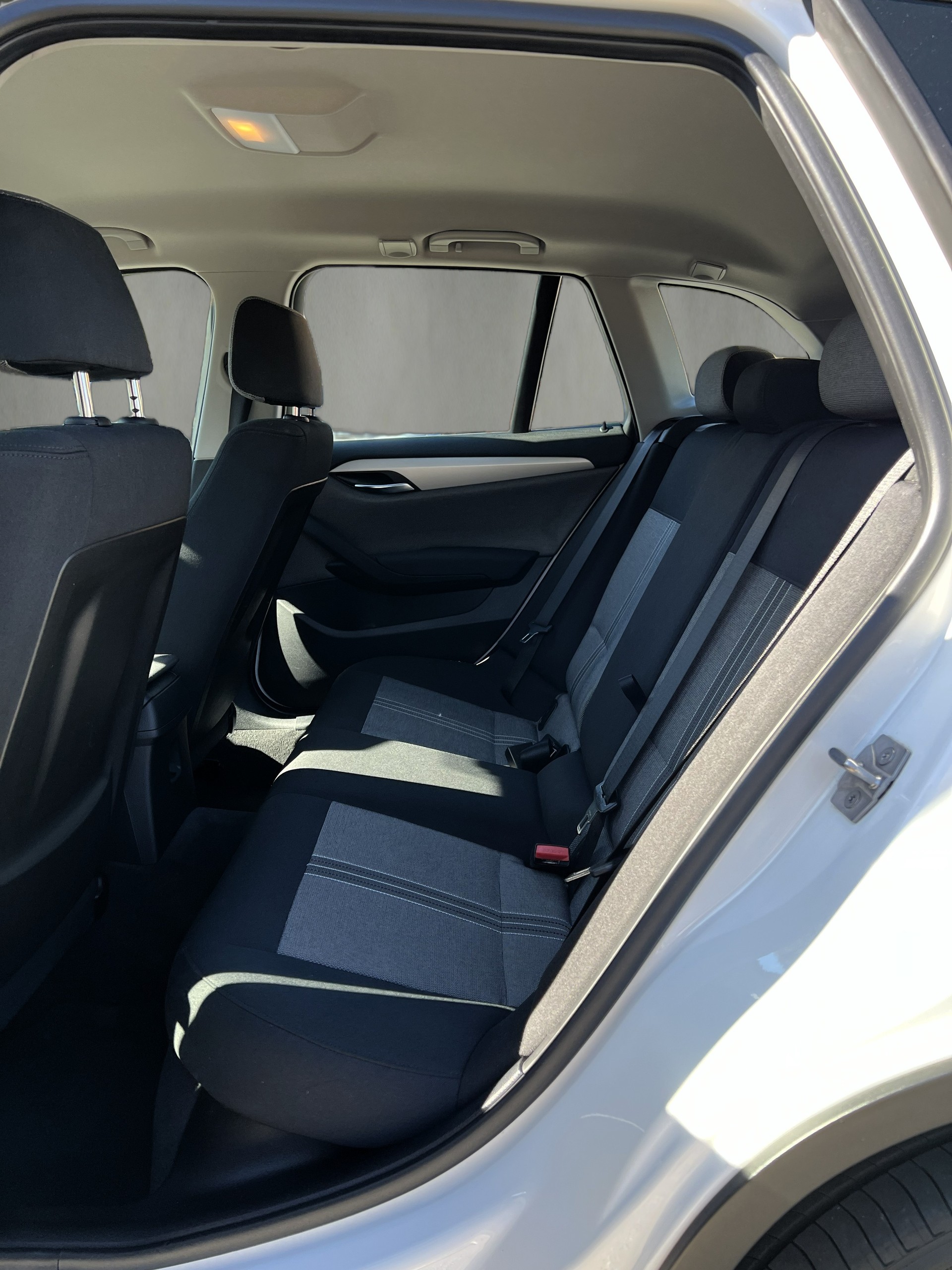 BMW X1 xDrive 20i Steptronic-image-10