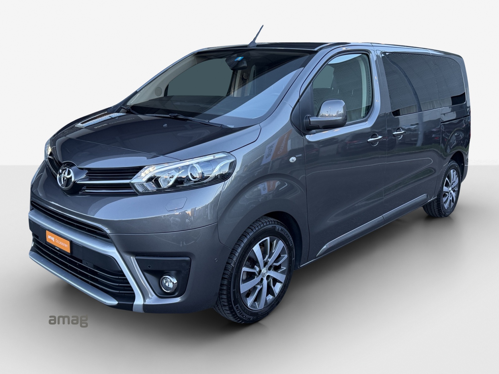 TOYOTA Proace Verso 2.0 D-4D Trend Medium 4x4-image-0