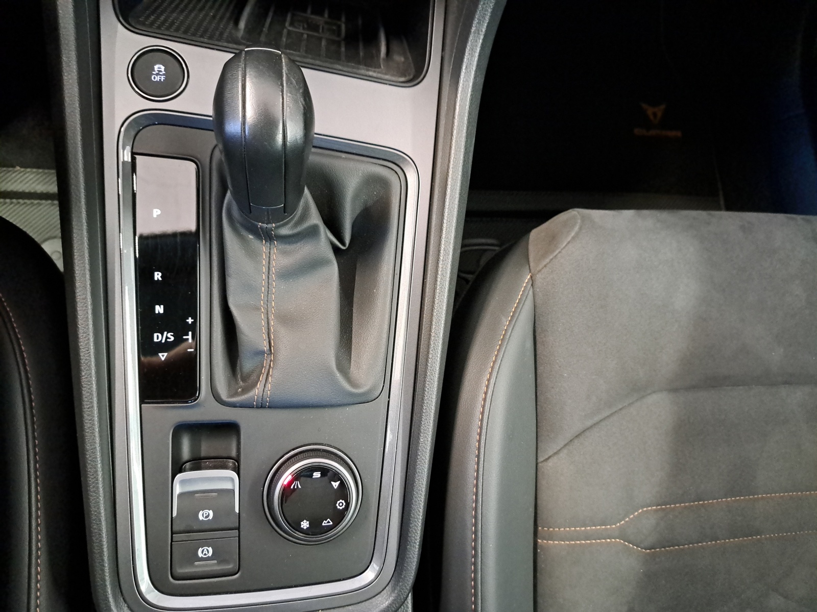CUPRA Ateca 2.0TSI 4Drive DSG-image-12