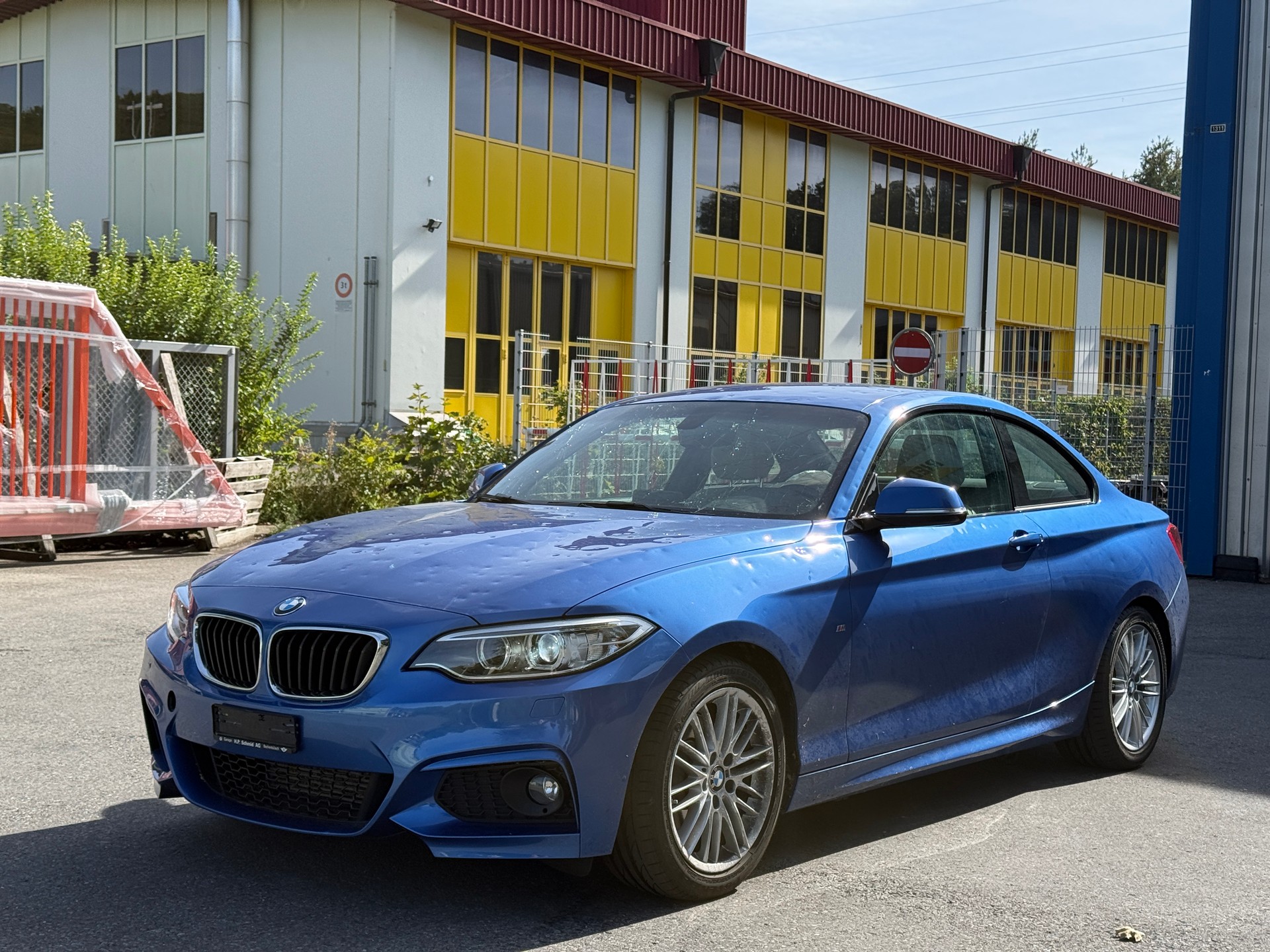 BMW 220i M Sport Steptronic-image-0