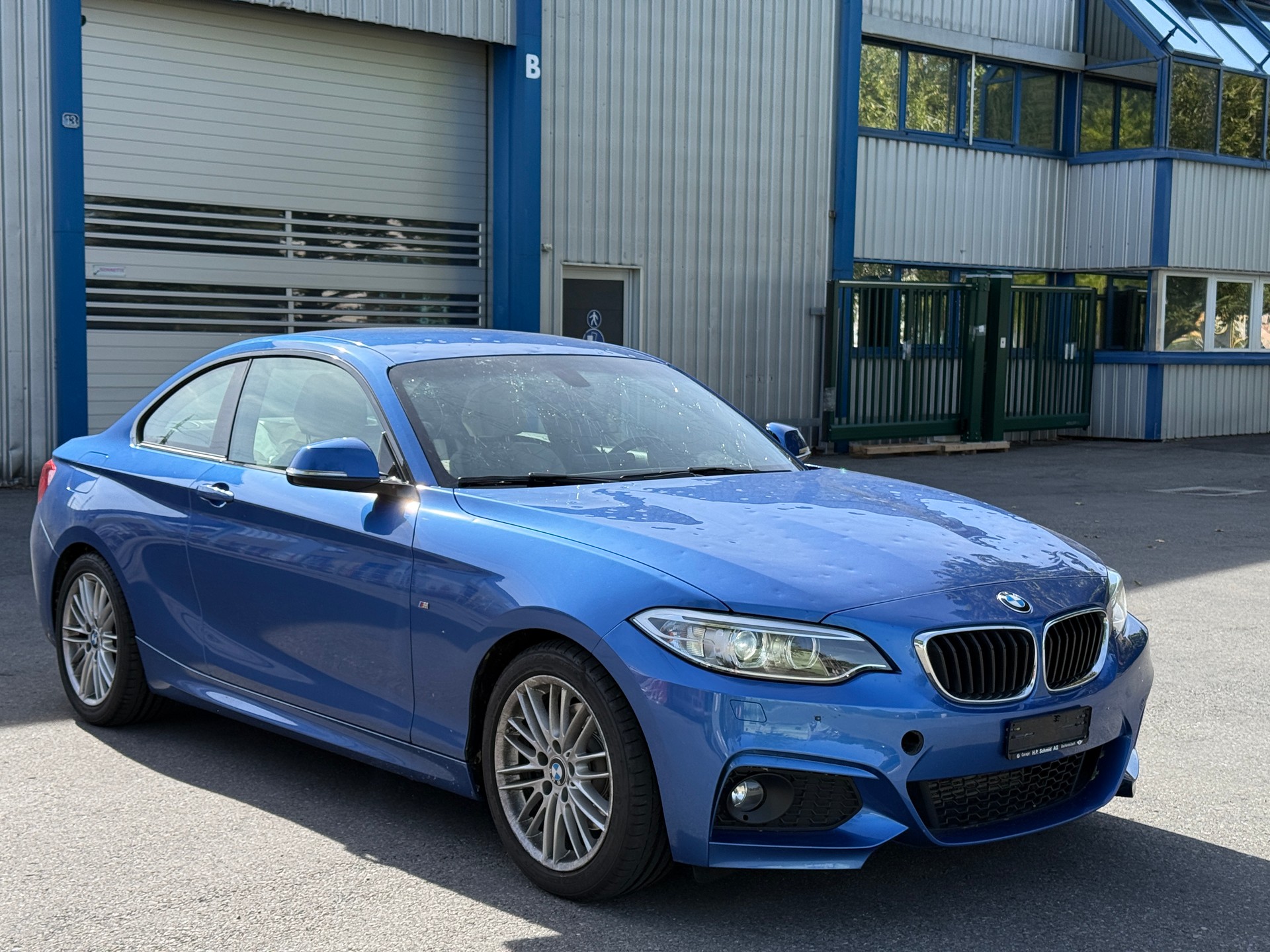 BMW 220i M Sport Steptronic-image-2