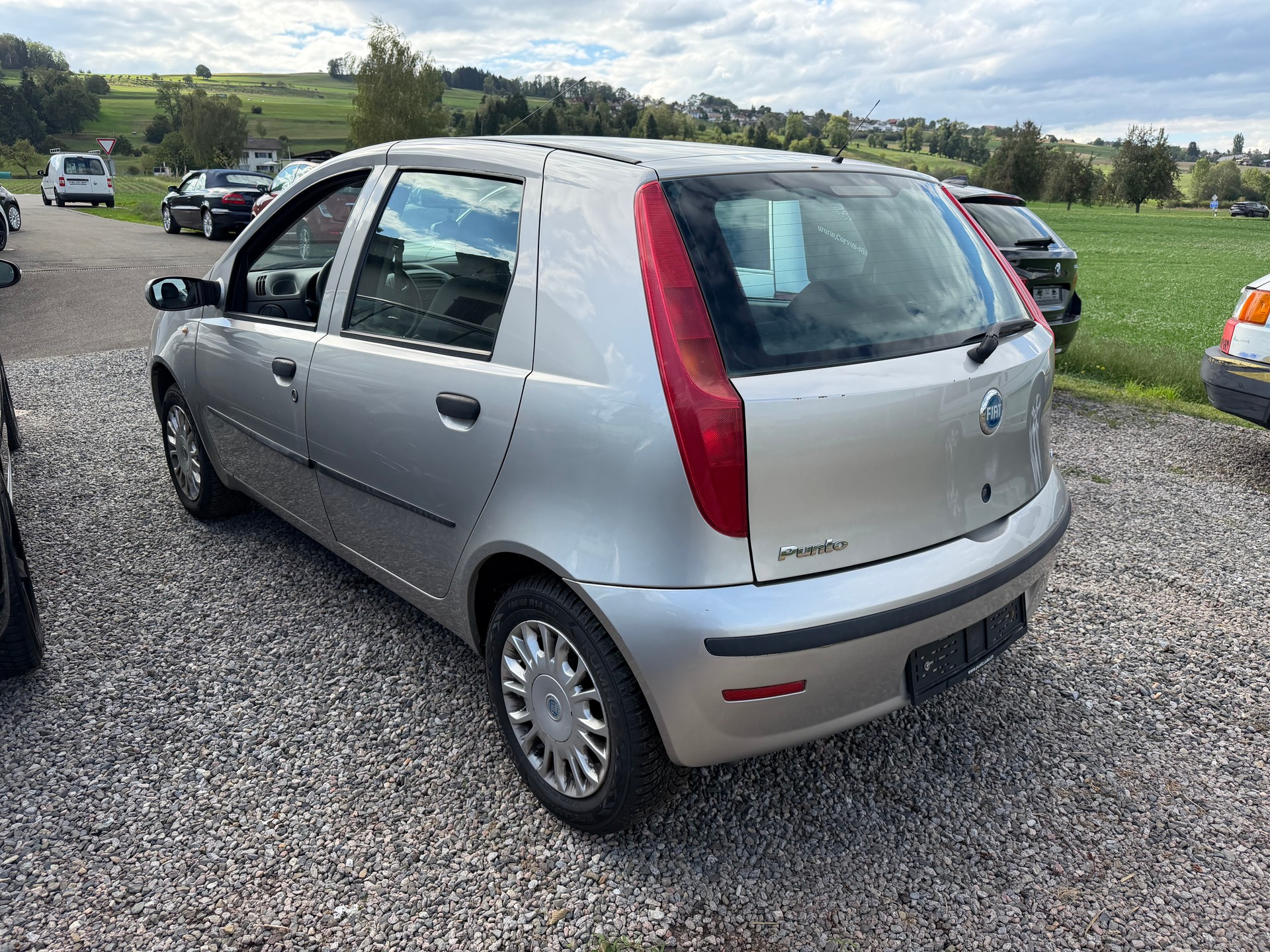 FIAT Punto 1.4 16V Emotion-image-4