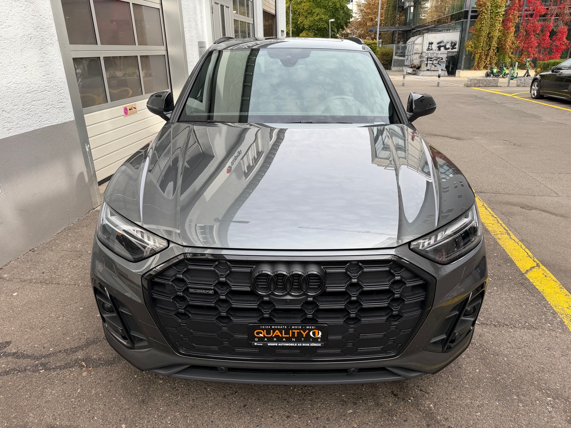 AUDI Q5 40 TDI S-Line Black Edition quattro S-tronic-image-3