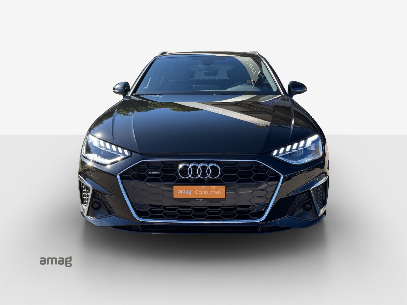 AUDI A4 Avant 40 TFSI S line S-tronic quattro-image-6