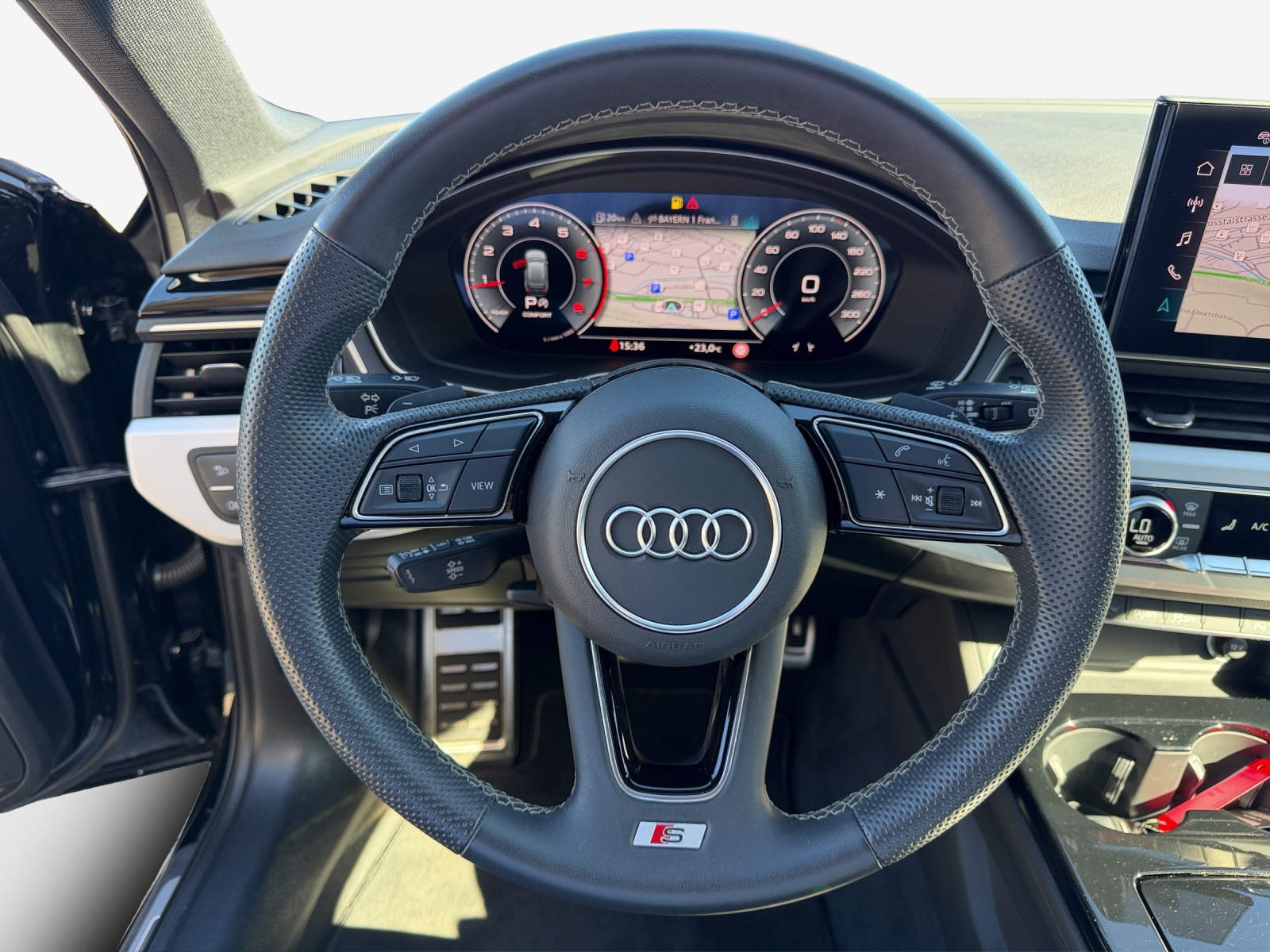AUDI A4 Avant 40 TFSI S line S-tronic quattro-image-9