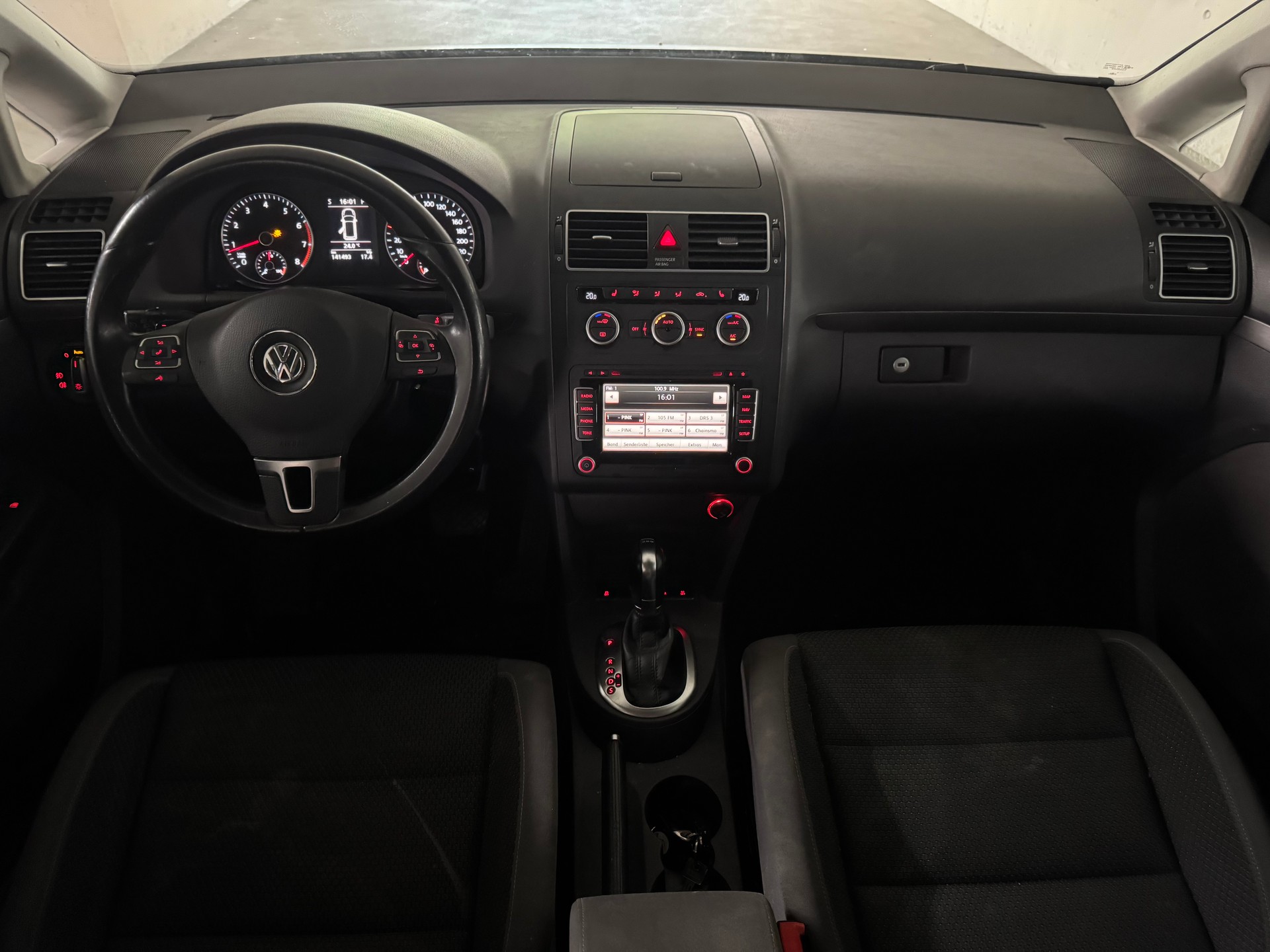 VW Touran 1.4 TSI Comfortline DSG 7-Platz-image-9