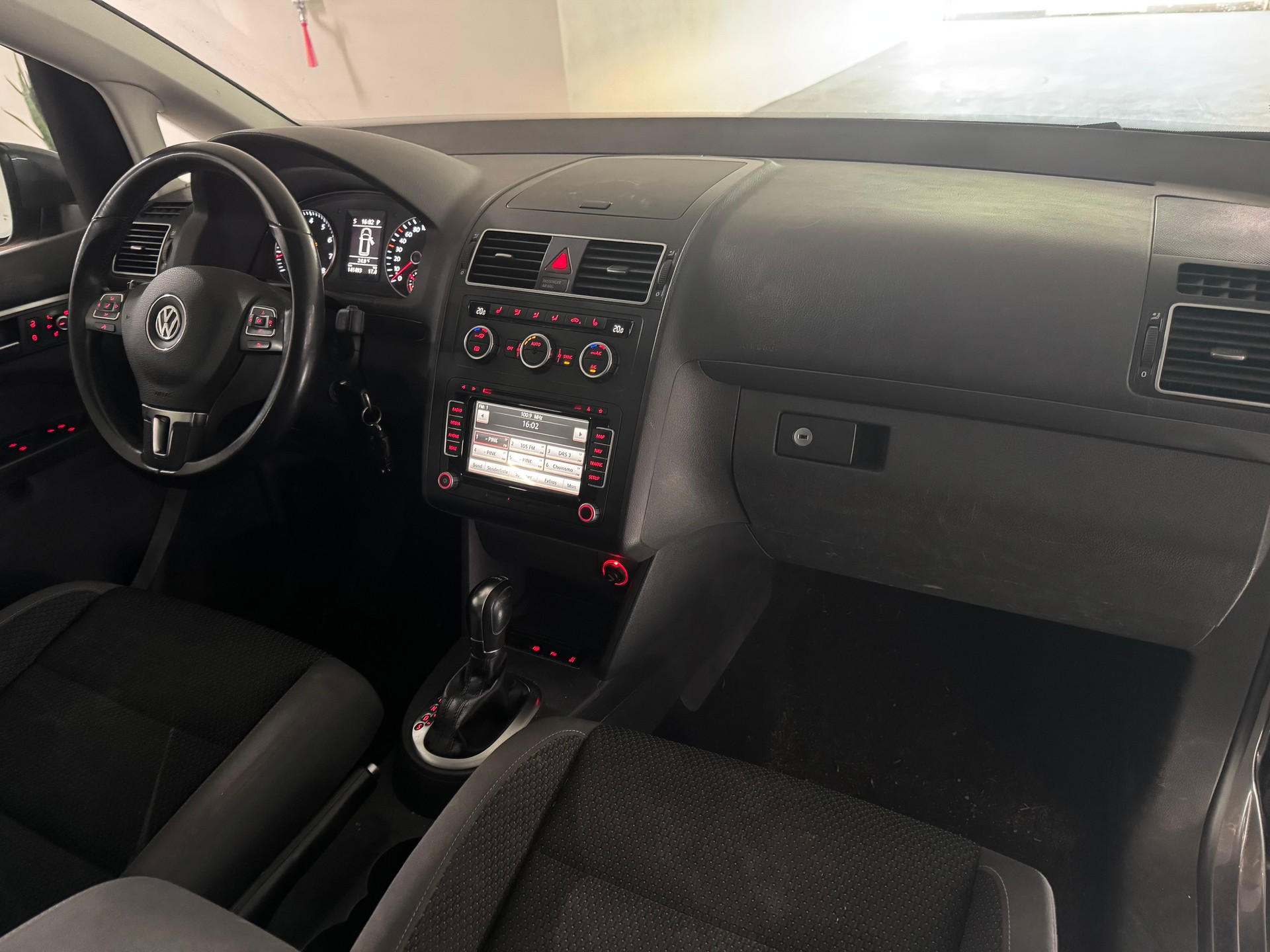 VW Touran 1.4 TSI Comfortline DSG 7-Platz-image-11