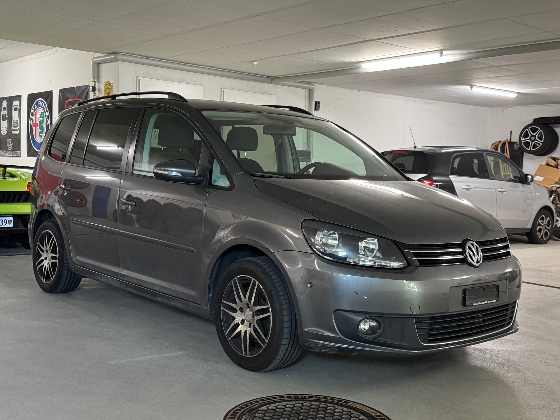 VW Touran 1.4 TSI Comfortline DSG 7-Platz-image-2