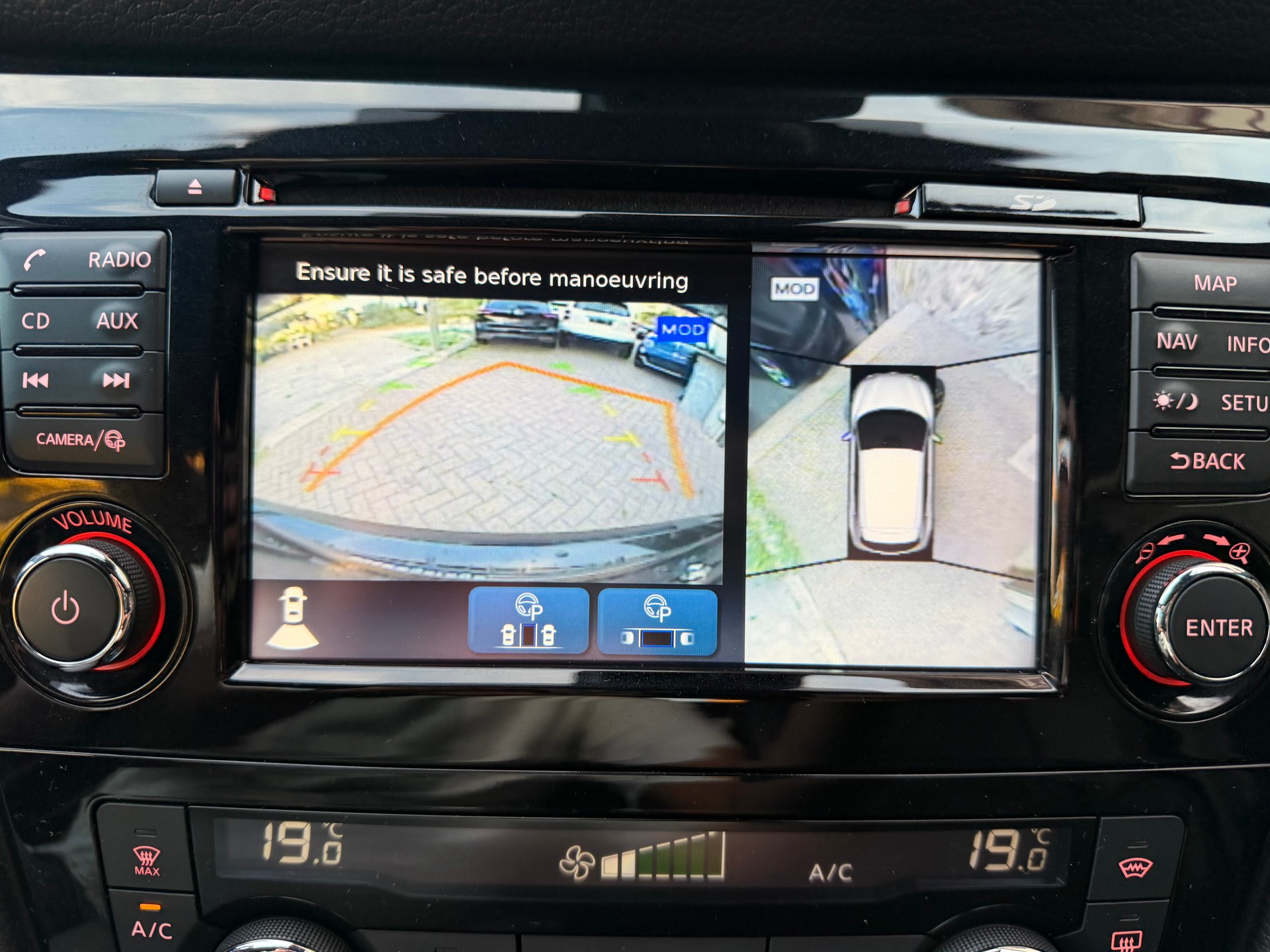 NISSAN Qashqai 1.6 dCi tekna+ ALL-MODE 4x4-image-9