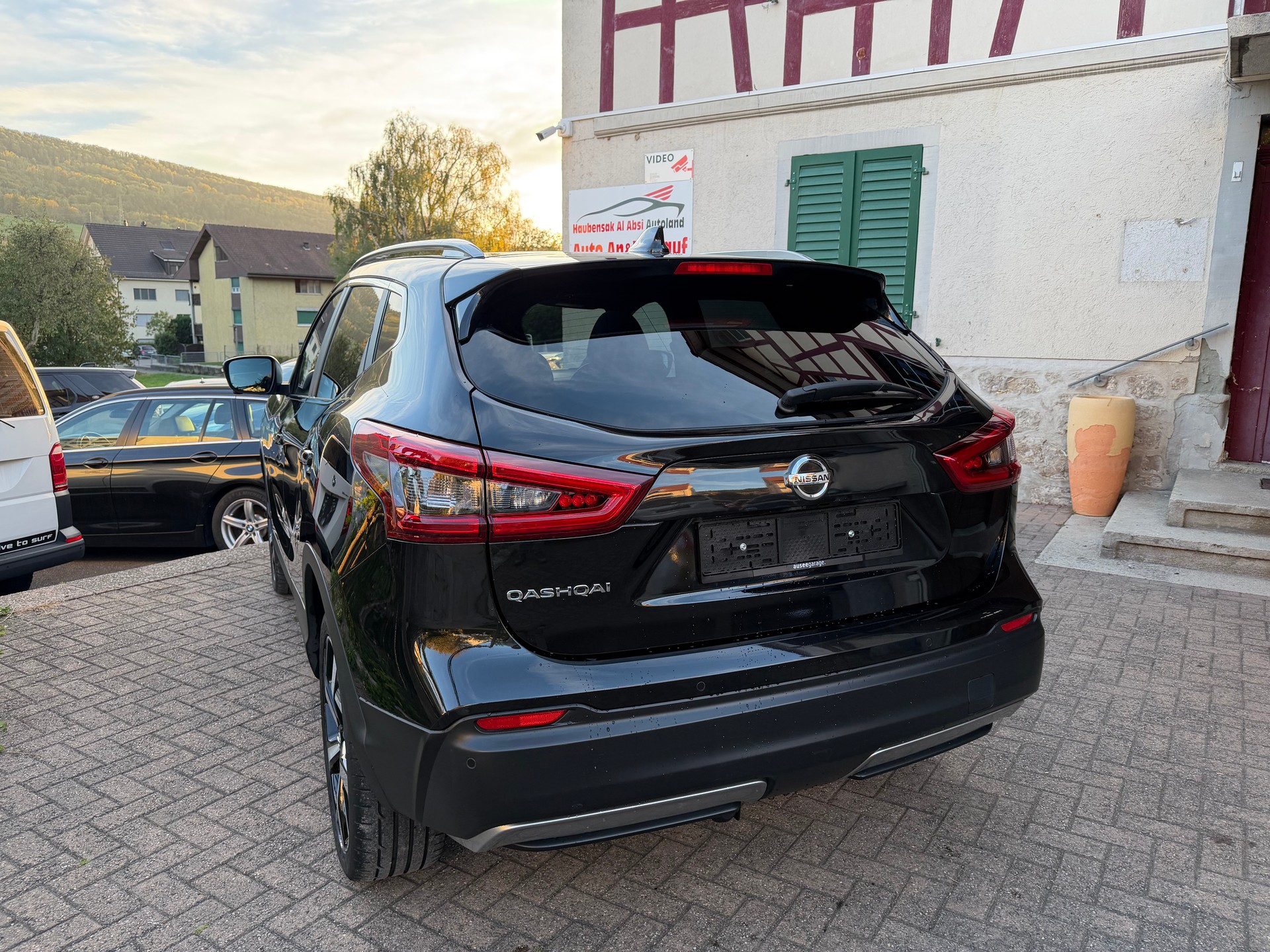 NISSAN Qashqai 1.6 dCi tekna+ ALL-MODE 4x4-image-3