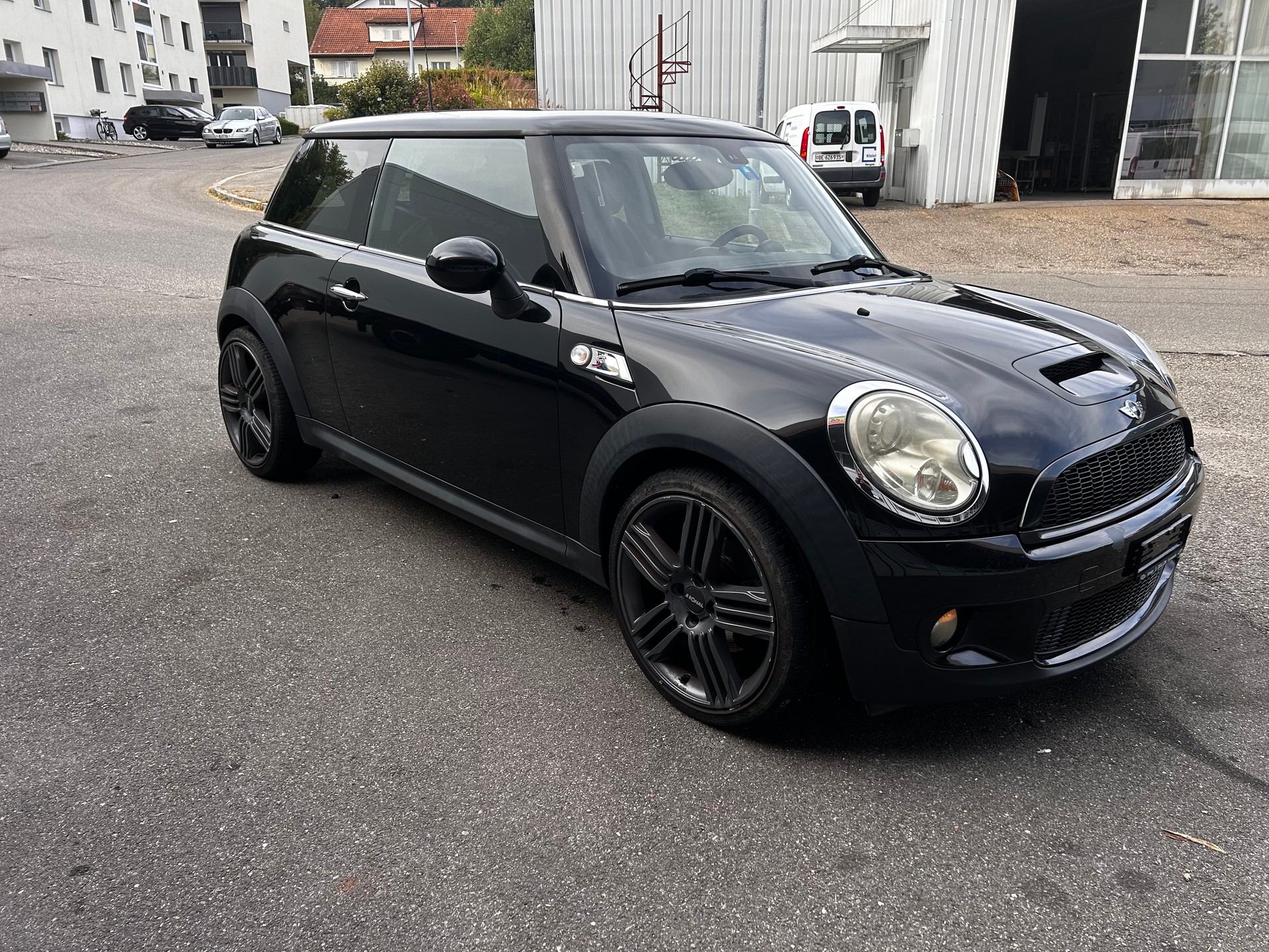 MINI Cooper S-image-2