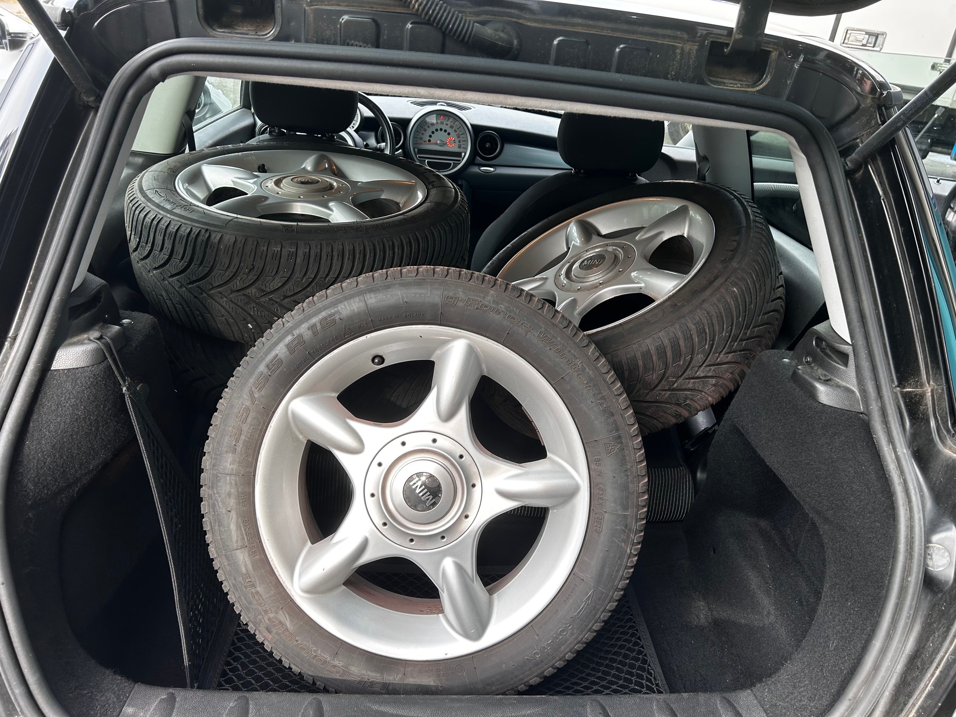 MINI Cooper S-image-11