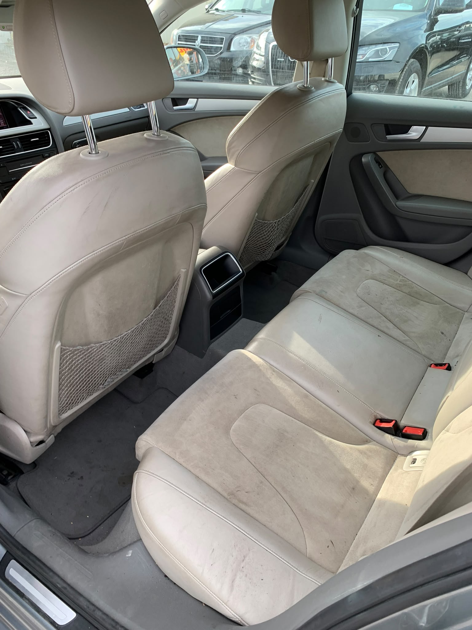 AUDI A4 Avant 2.0 TDI multitronic (Klimatronik * Alufelgen * Sensoren * Leder/Alcantara * Xenon Led * Navigation * BO5)-image-14