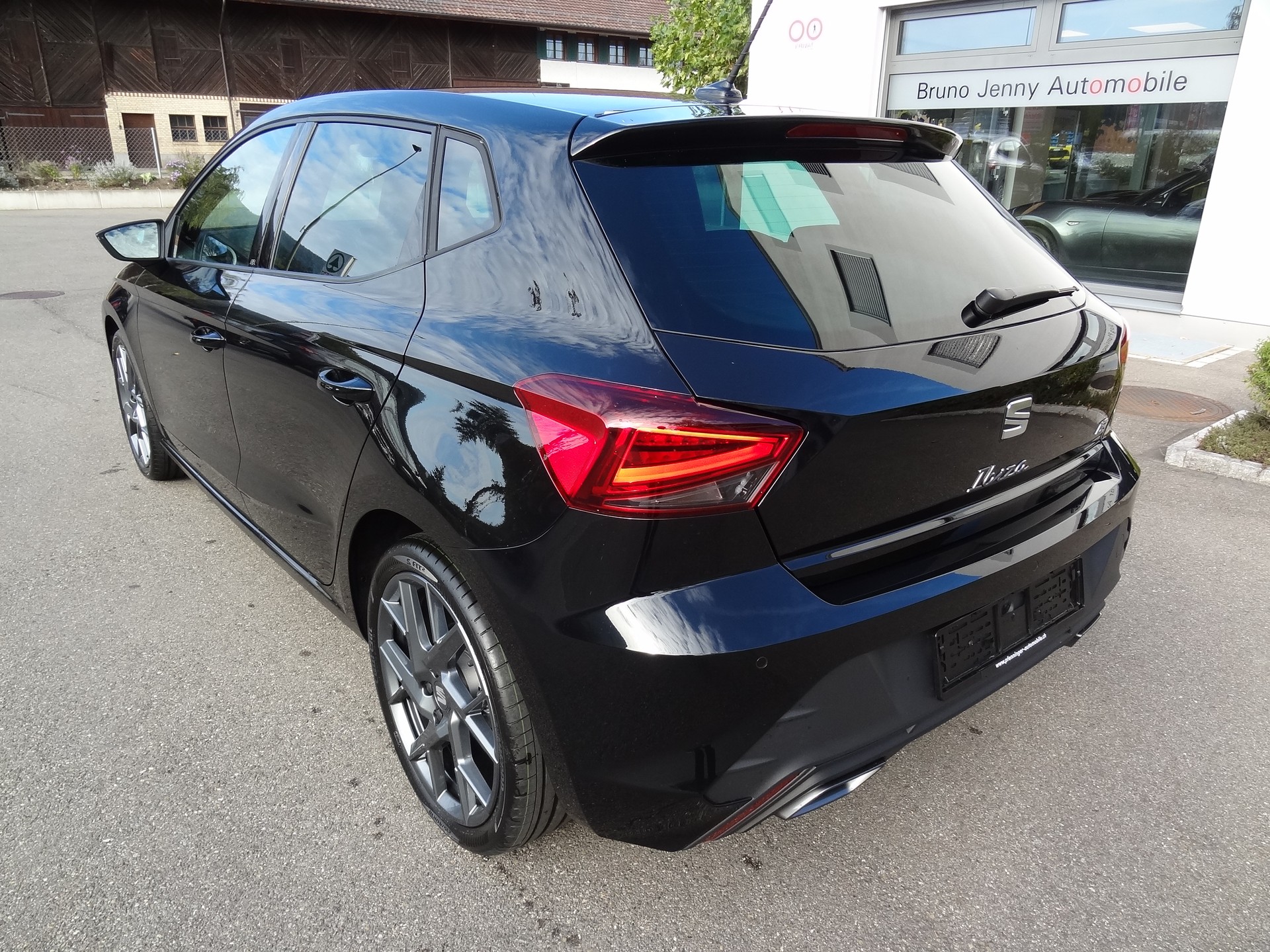 SEAT Ibiza 1.0 EcoTSI FR DSG-image-2