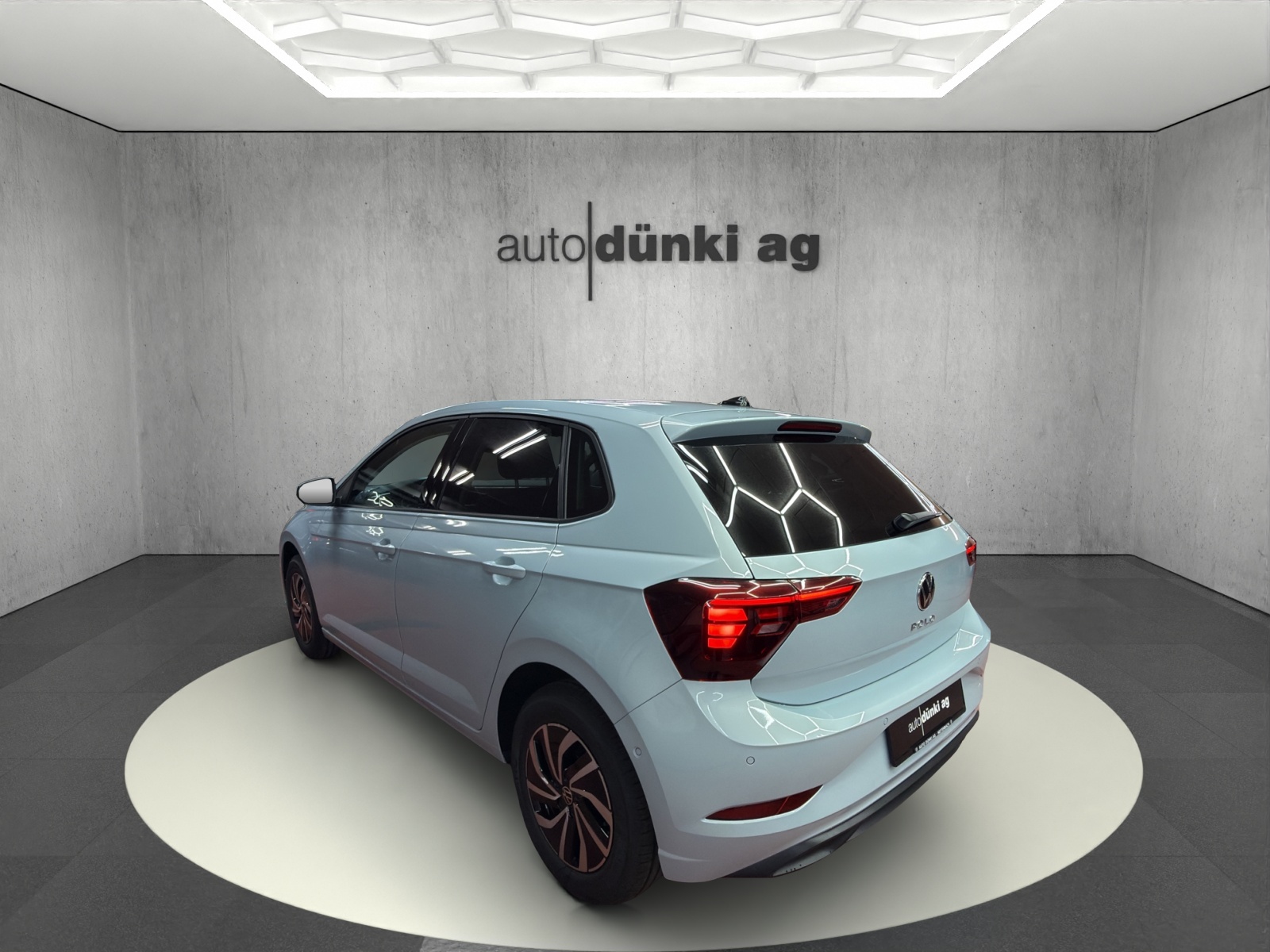 VW Polo 1.0 TSI Life DSG-image-2