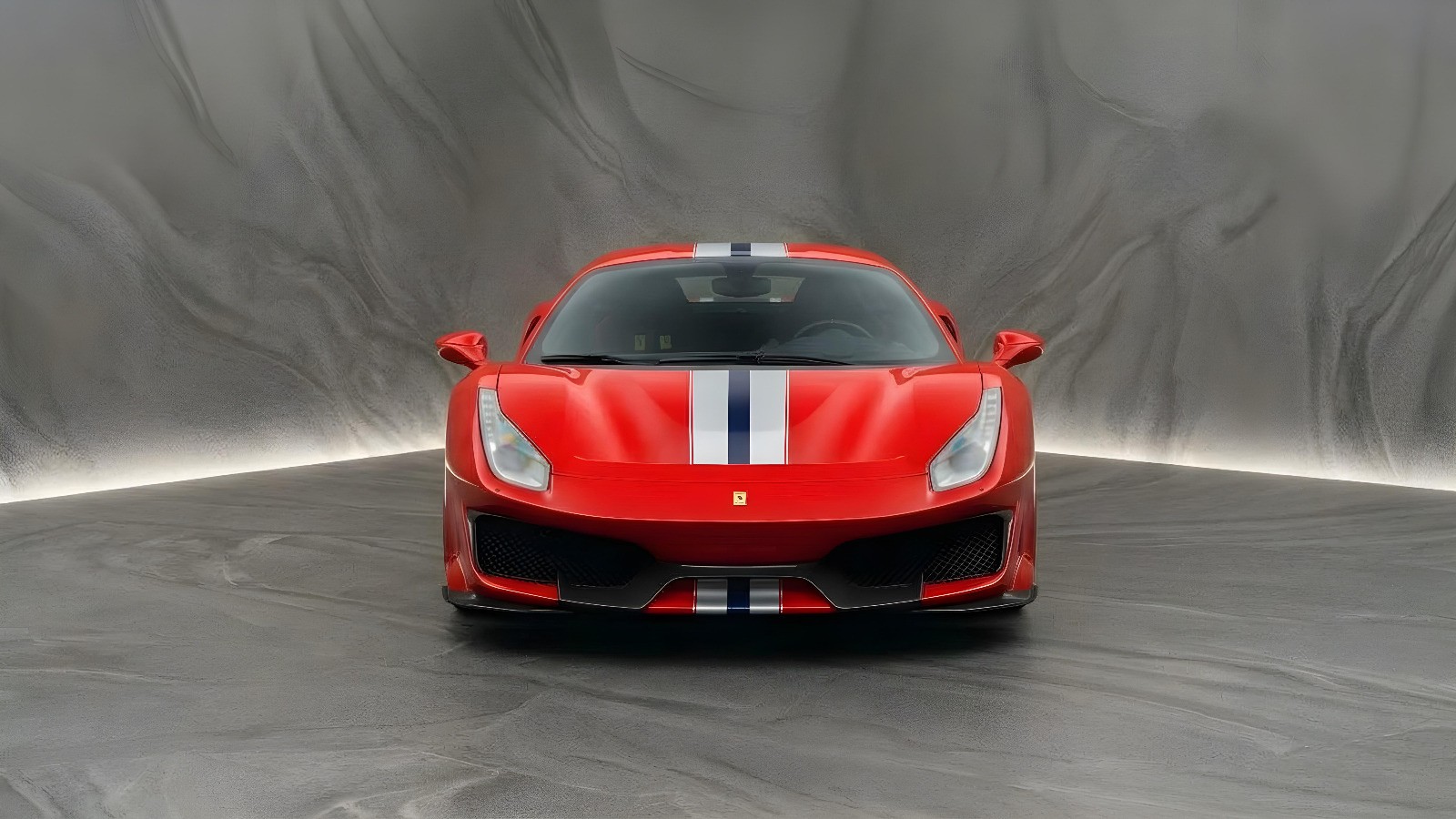 FERRARI 488 Pista 3.9 V8-showroom-element-2
